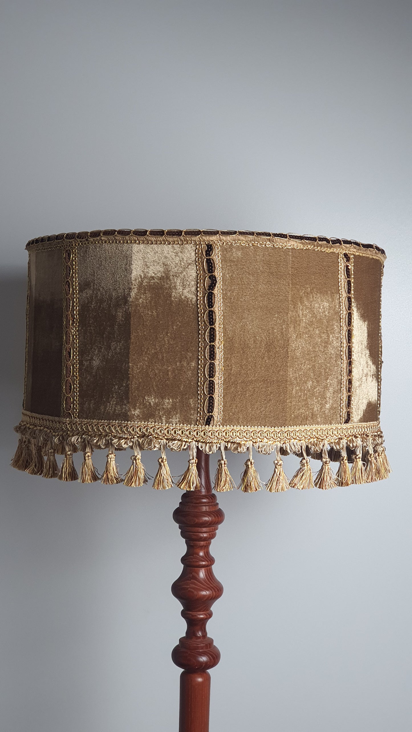Wholesale Rio 12 lampshade - a classic coffee lampshade for a warm and elegant atmosphere