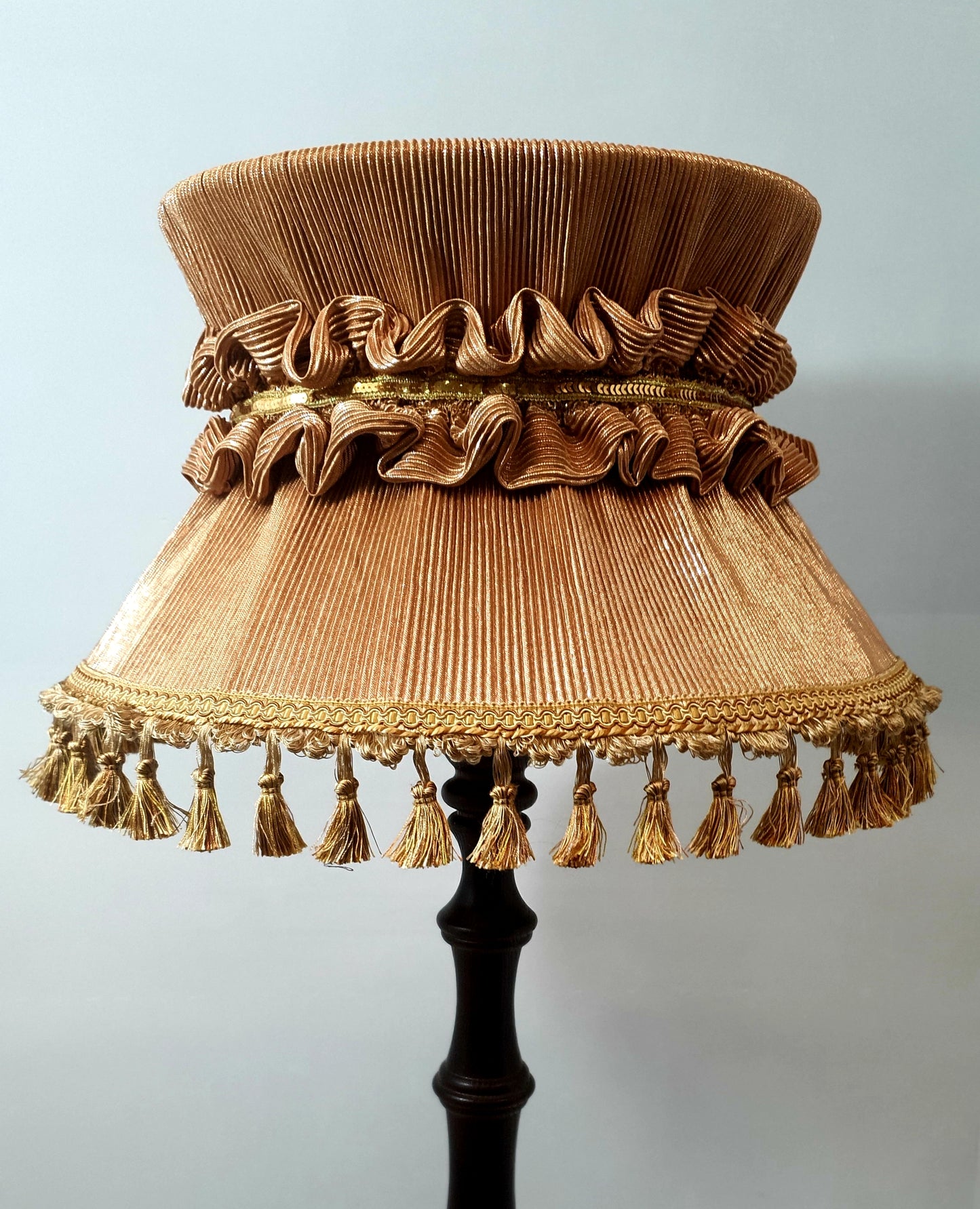 Wholesale lampshade Sofia 05 - elegant golden lampshade
