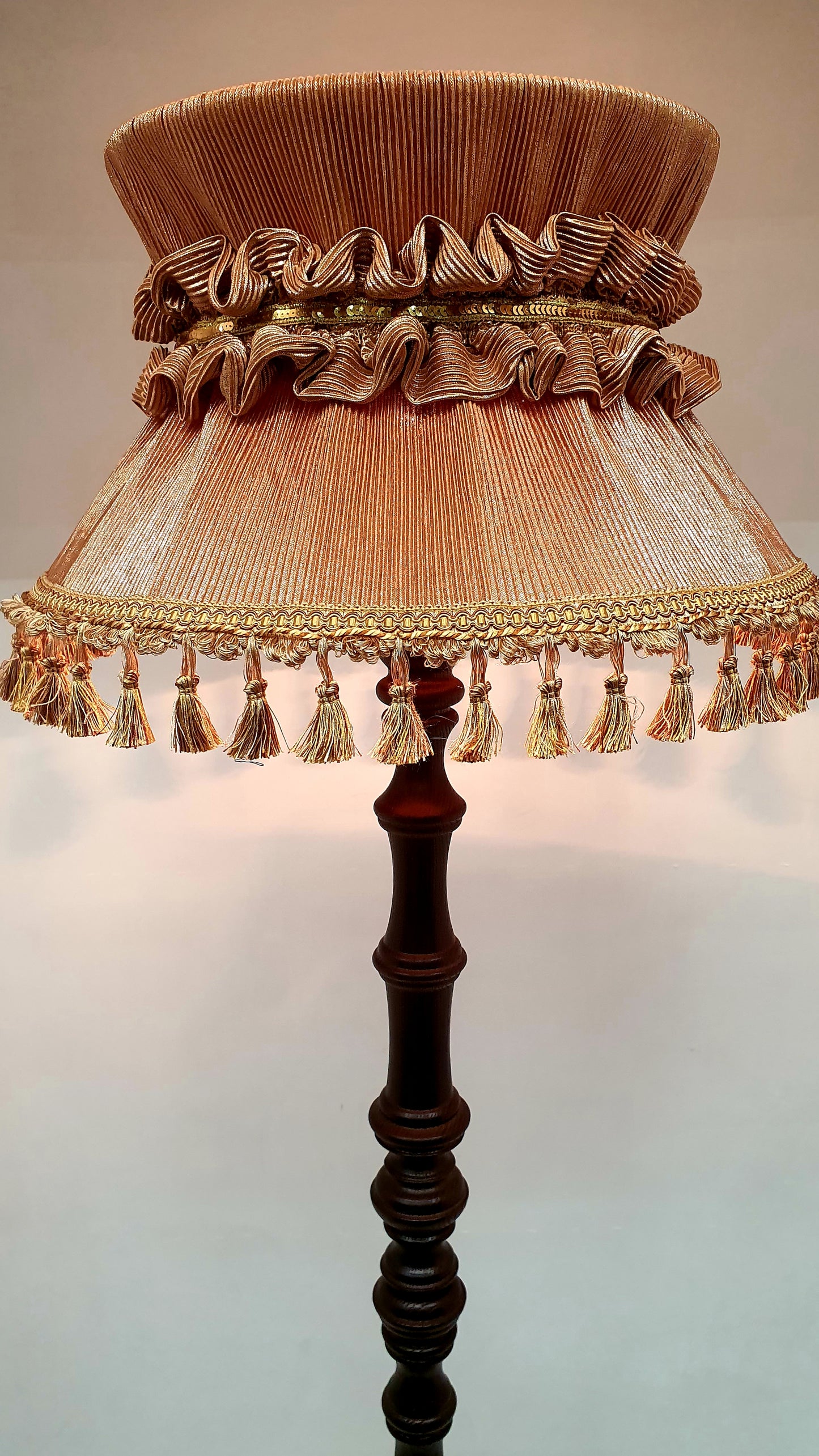 Wholesale lampshade Sofia 05 - elegant golden lampshade
