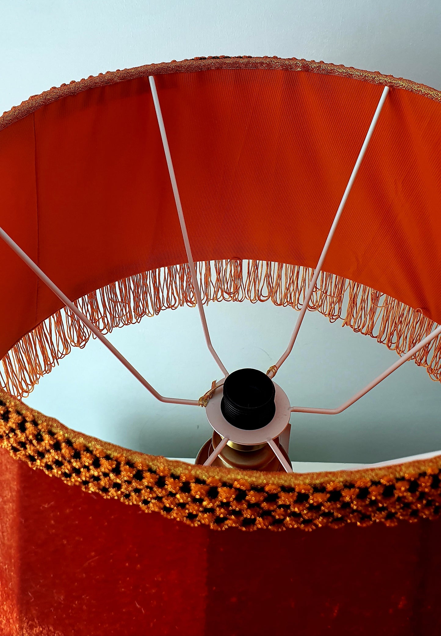 Wholesale lampshade Tallinn 07 - classic orange lampshade for a cozy atmosphere