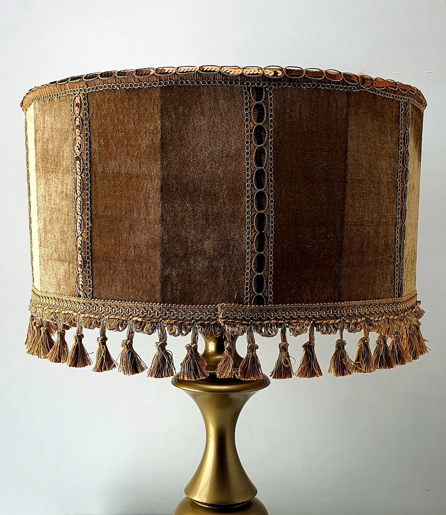 Lampshade, Victorian fringed drum shade. 5812