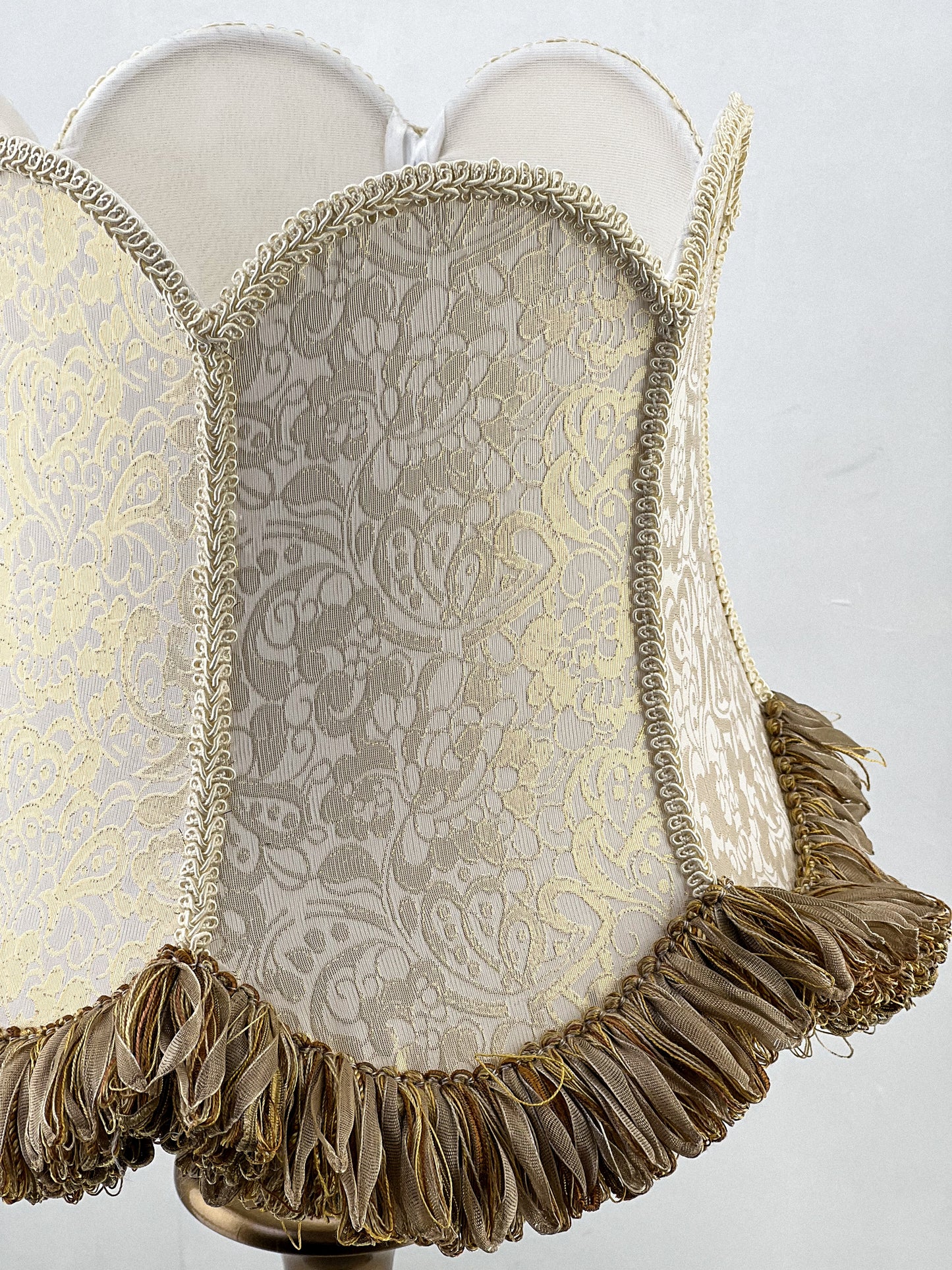 Lampshade, golden cream shade for a bedside lamp. Antique charm. 6604
