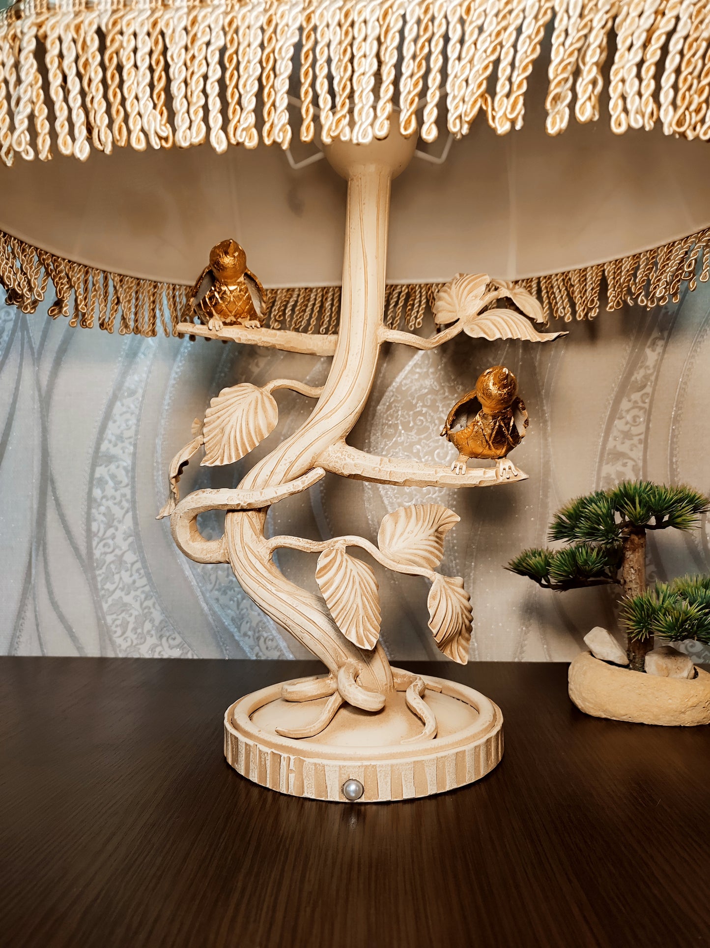 Table lamp, unique lamp shades, custom base, handmade home lamp, Victorian Table Lamp, Vintage Table Lamp. 5301