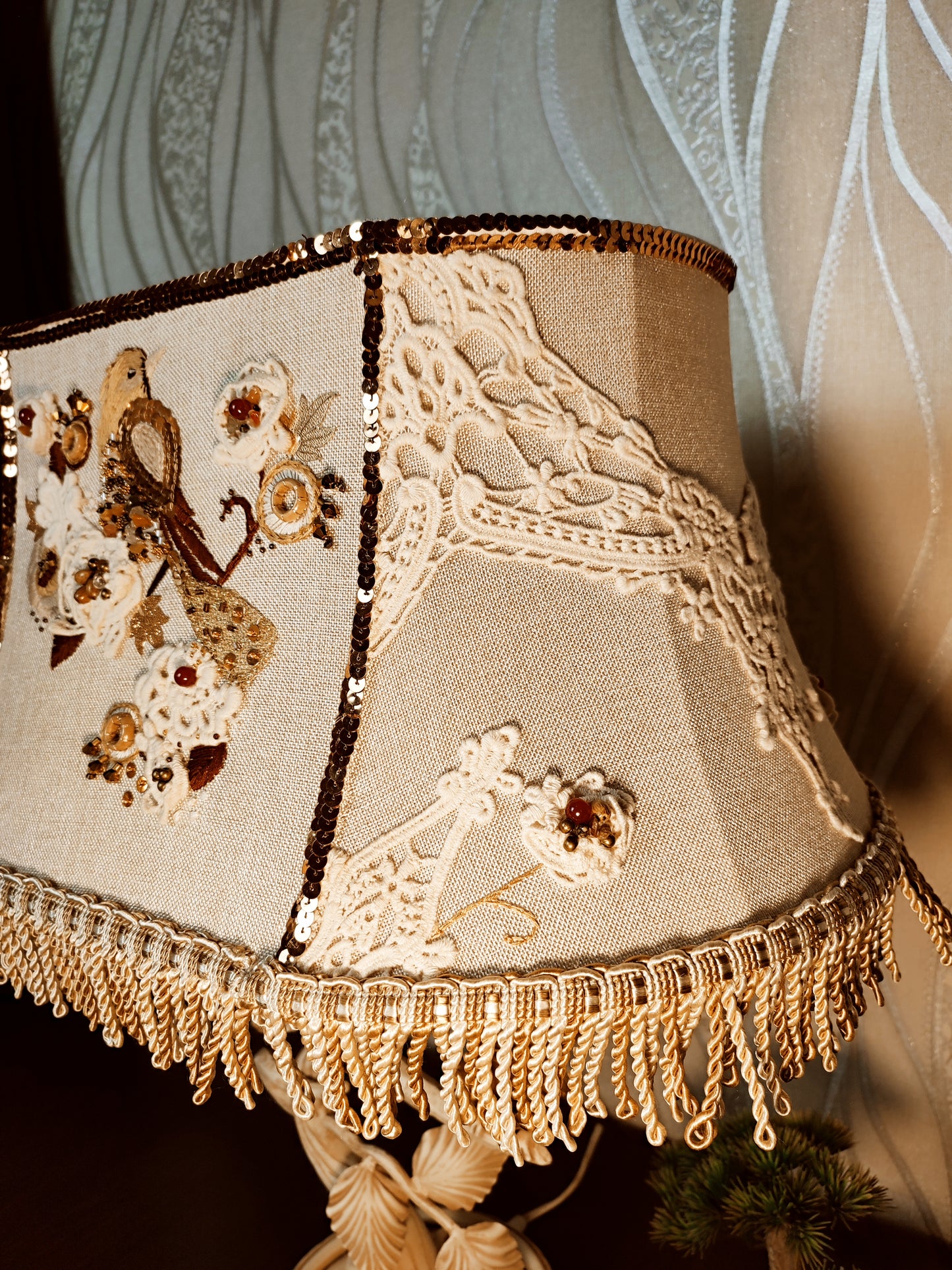Table lamp, unique lamp shades, custom base, handmade home lamp, Victorian Table Lamp, Vintage Table Lamp. 5301