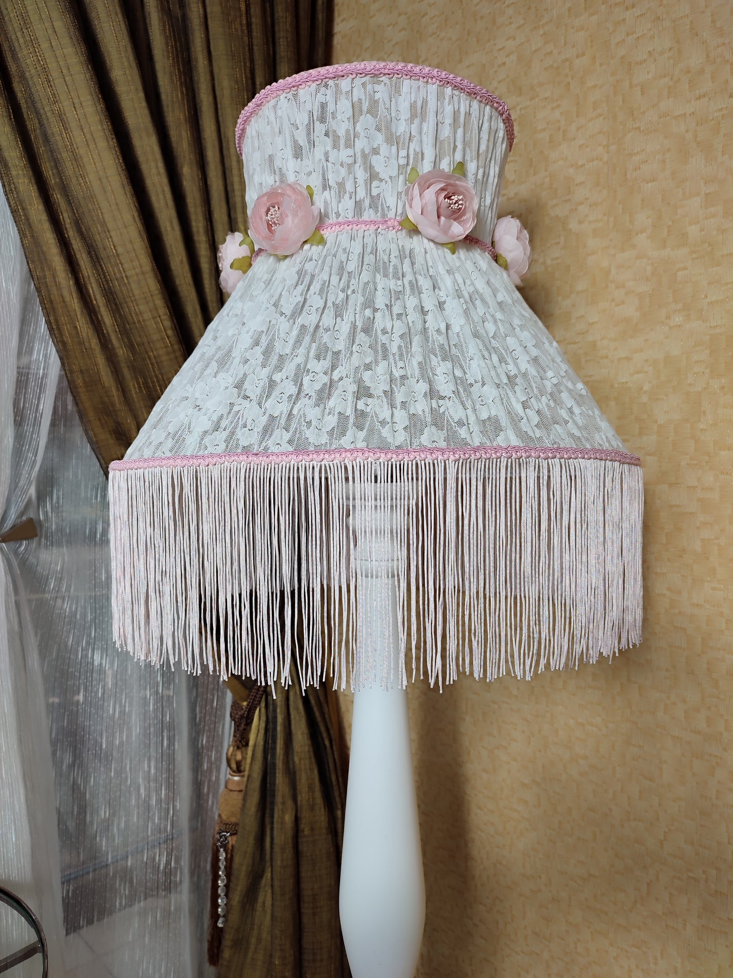 Floor lamp. Delicate white base, pink fringe and blooming floral accents. Victorian Style, flower lamp. 5501