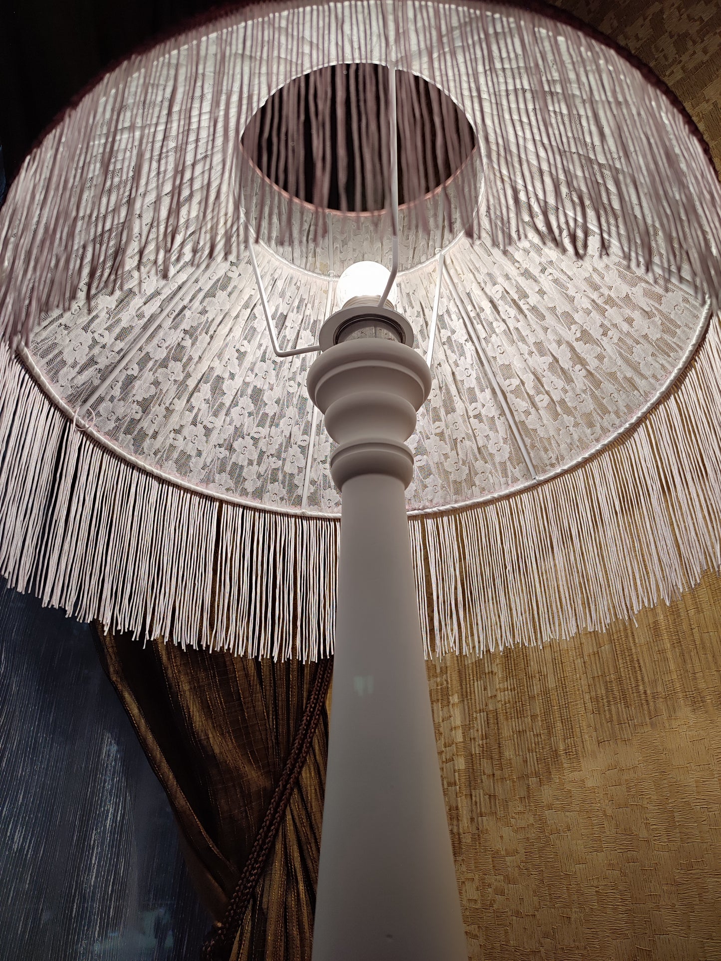 Floor lamp. Delicate white base, pink fringe and blooming floral accents. Victorian Style, flower lamp. 5501