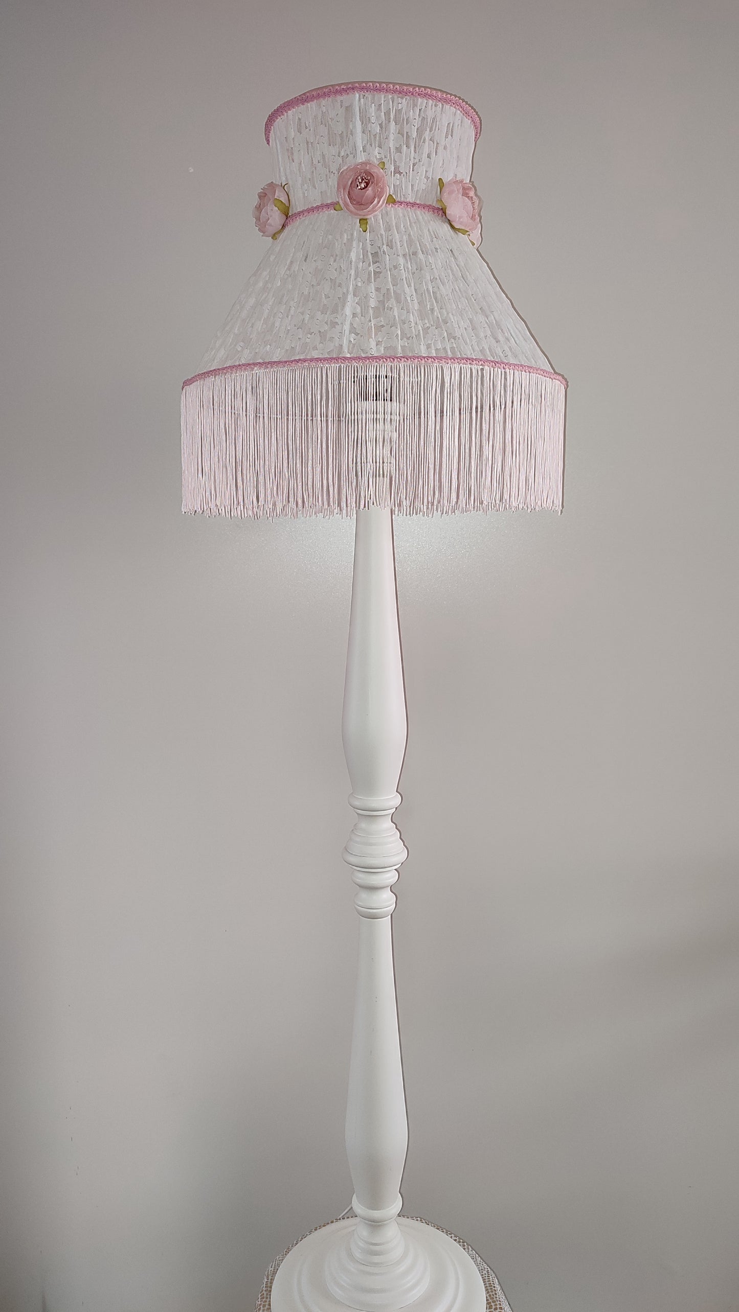 Floor lamp. Delicate white base, pink fringe and blooming floral accents. Victorian Style, flower lamp. 5501