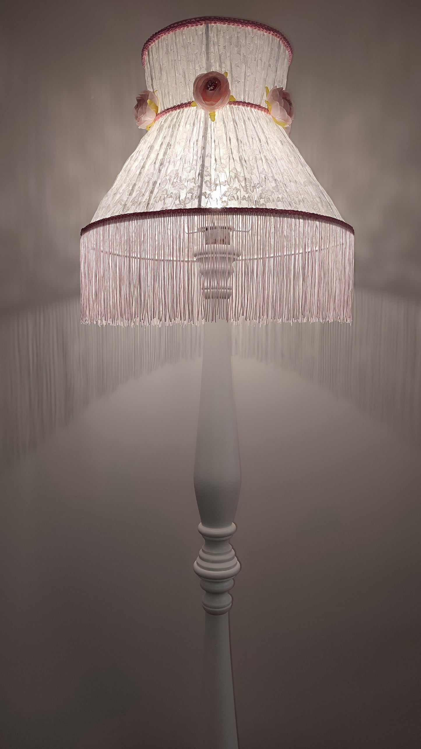 Floor lamp. Delicate white base, pink fringe and blooming floral accents. Victorian Style, flower lamp. 5501