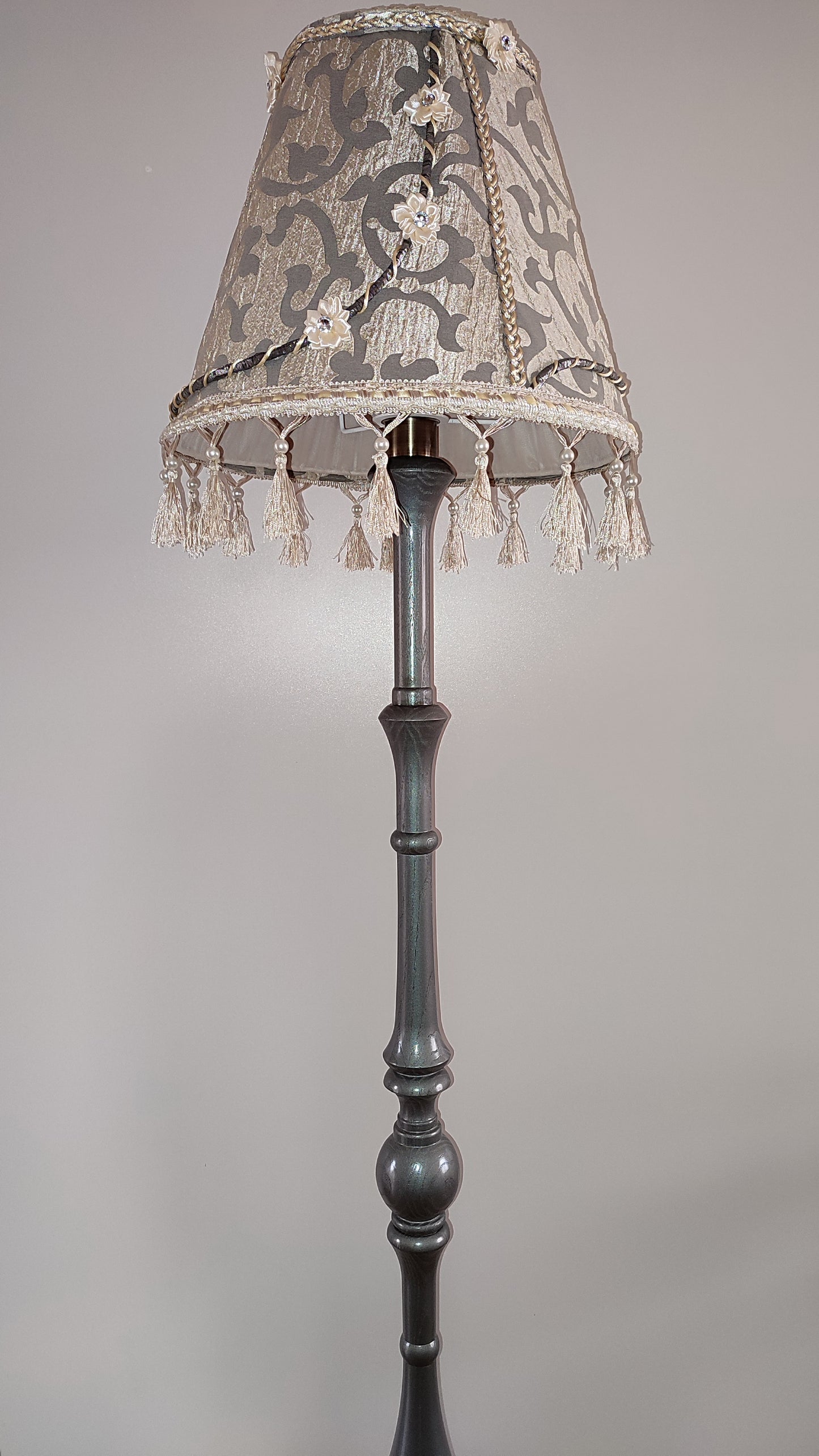 Lampshade for the lamp. Silk luxury accent lampshade 0206