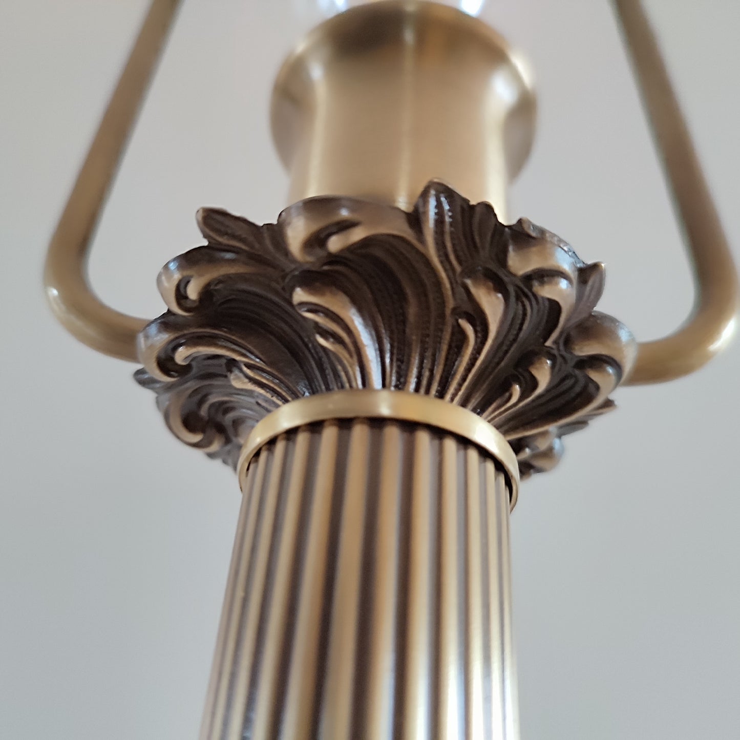 Table lamp, art deco lamp, bedside lamp, bronze base with fabric floral golden lampshade. 0506