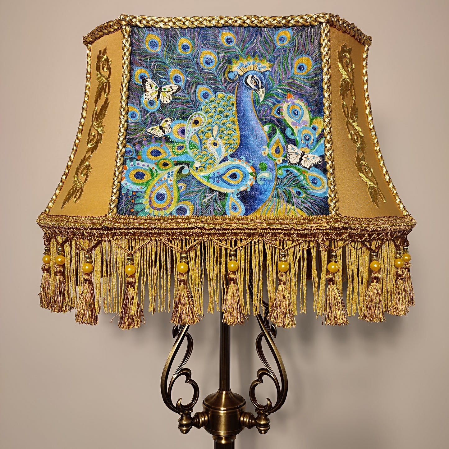 Peacock majesty: a handmade Victorian floor lamp with artistic painting and brass base. 5310