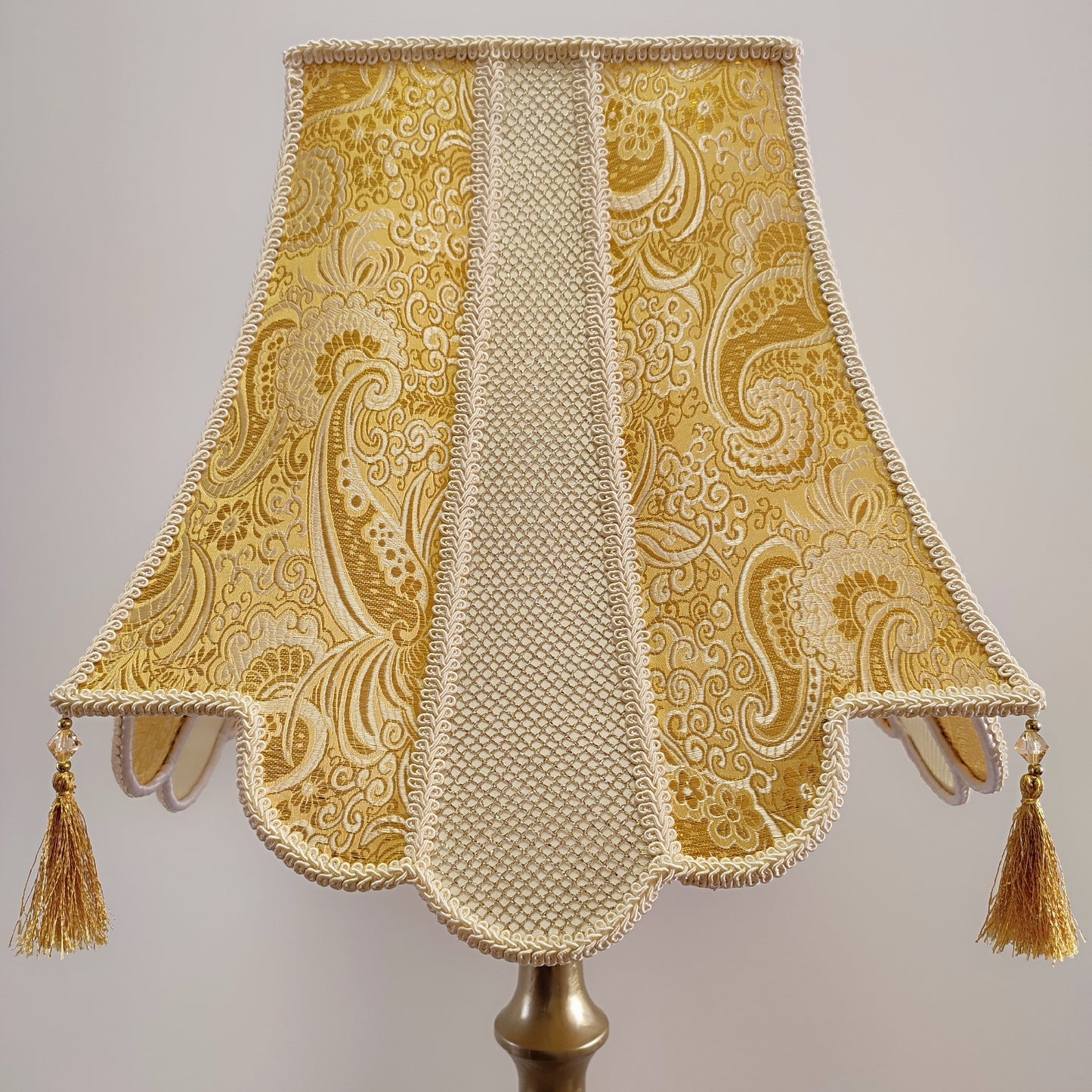 Lampshade, golden lampshade, fabric lamp shade. Lampshade for a table lamp or floor lamp. 6002