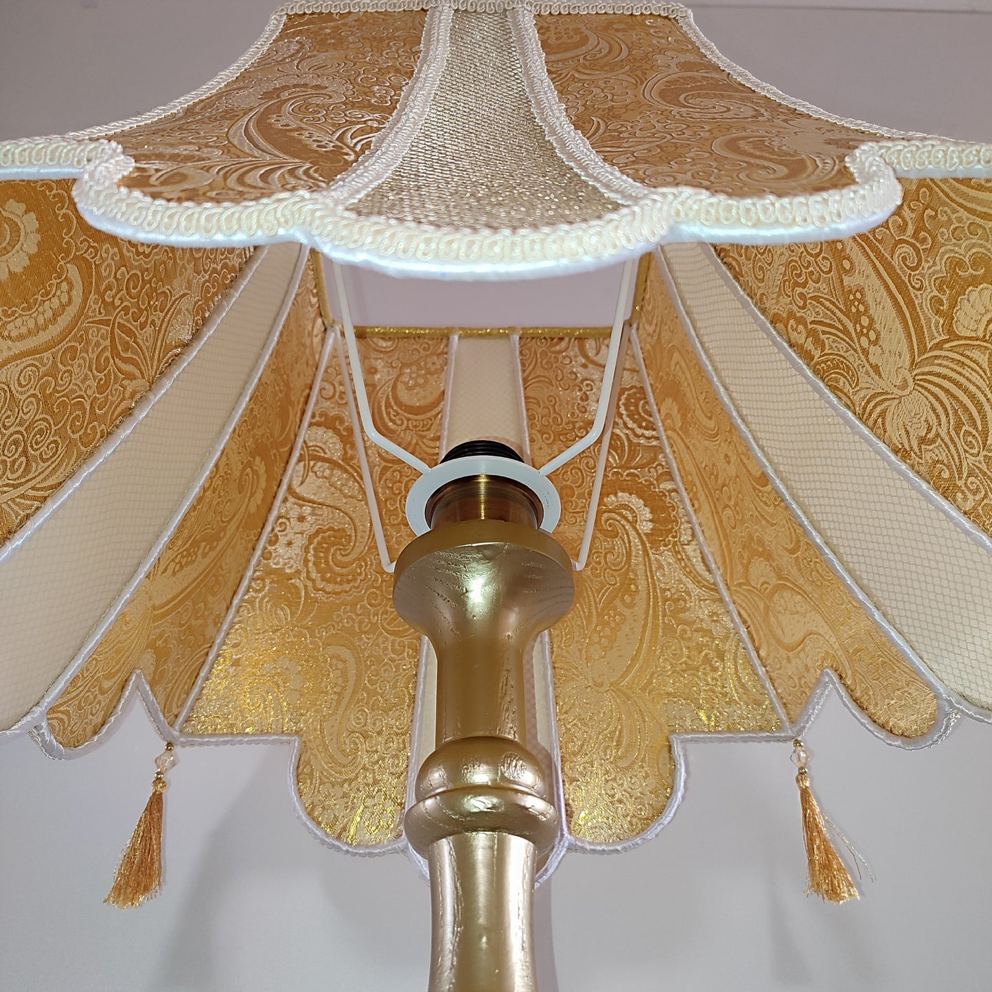 Lampshade, golden lampshade, fabric lamp shade. Lampshade for a table lamp or floor lamp. 6002