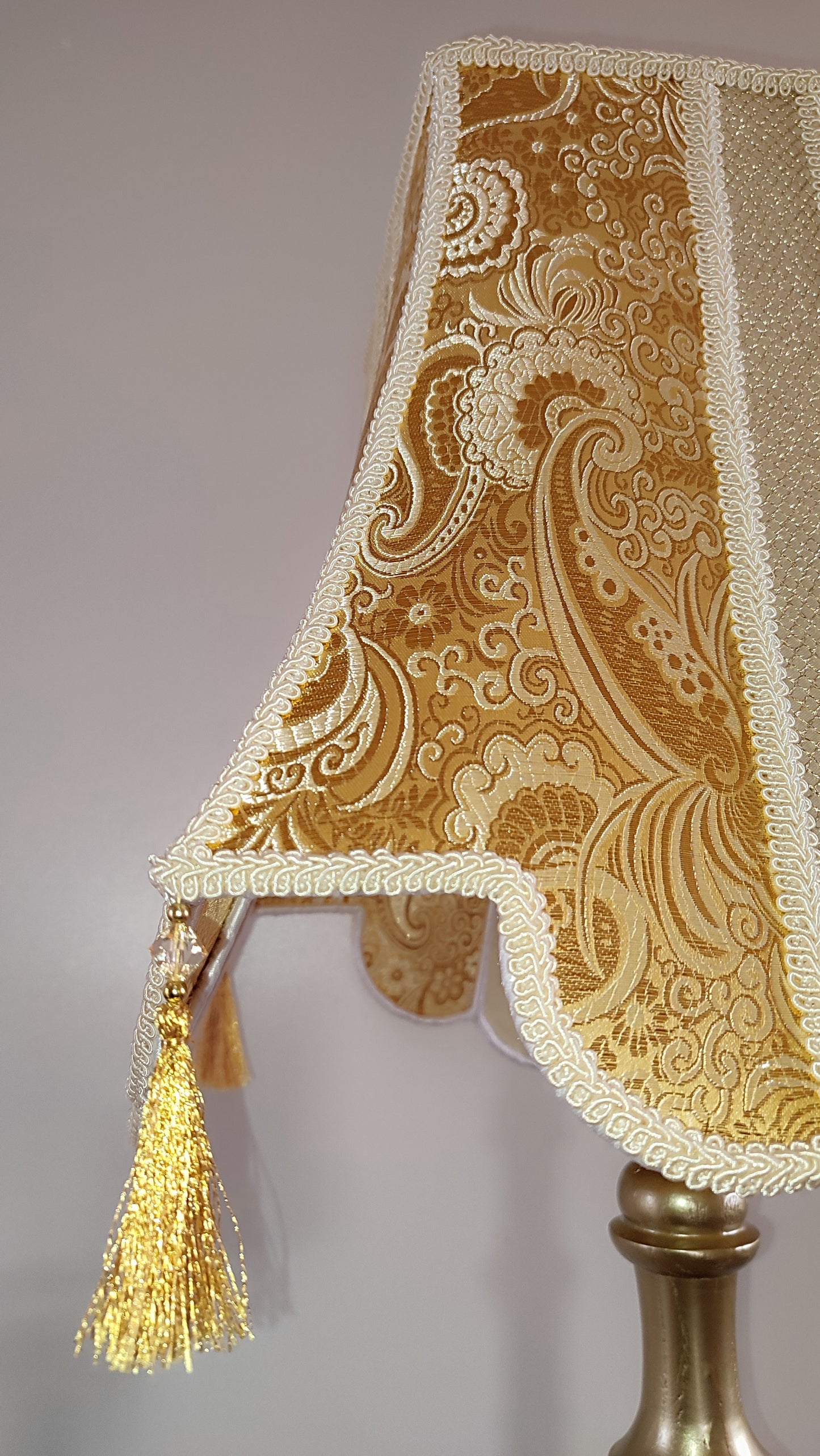 Lampshade, golden lampshade, fabric lamp shade. Lampshade for a table lamp or floor lamp. 6002