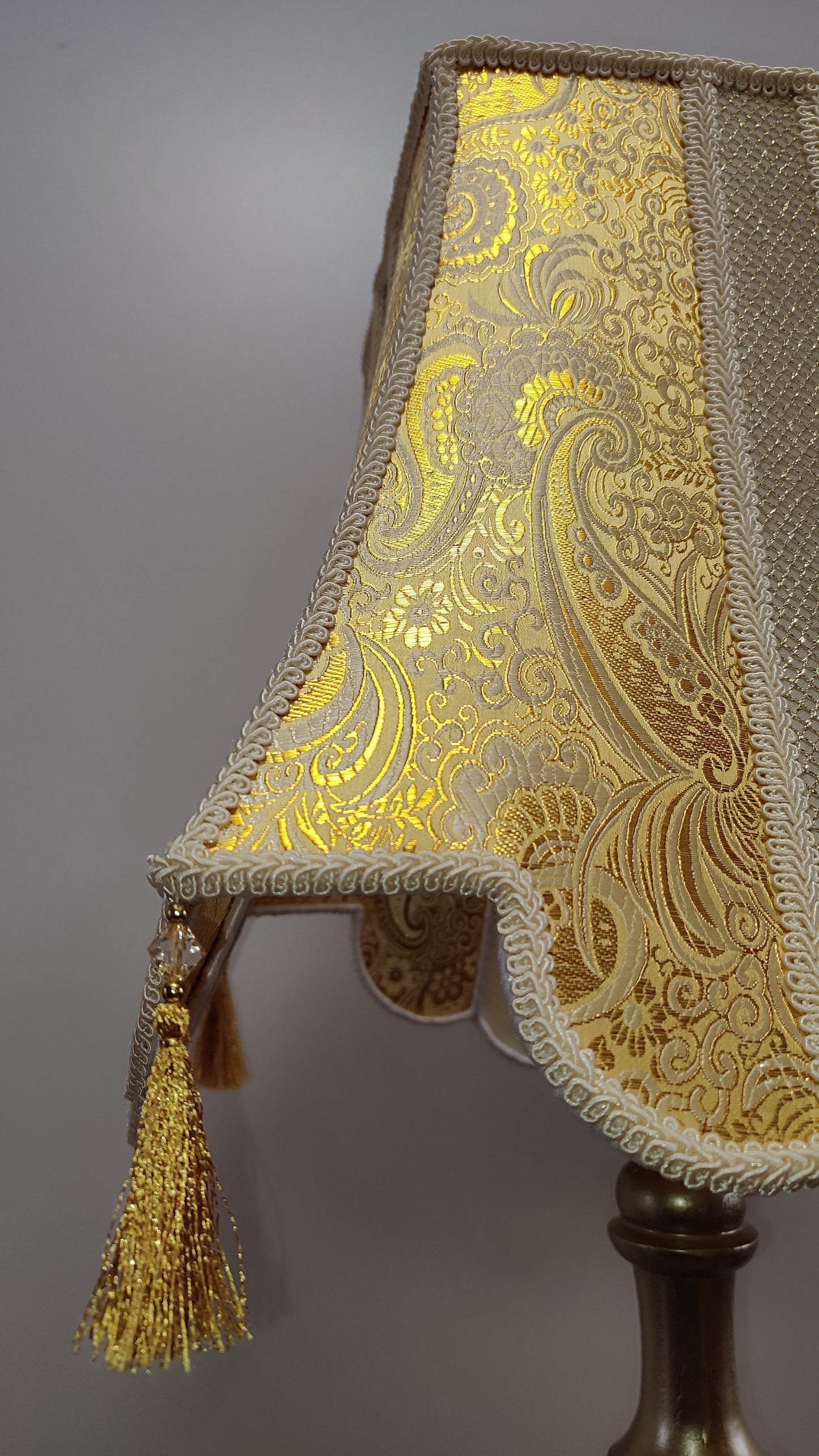 Lampshade, golden lampshade, fabric lamp shade. Lampshade for a table lamp or floor lamp. 6002