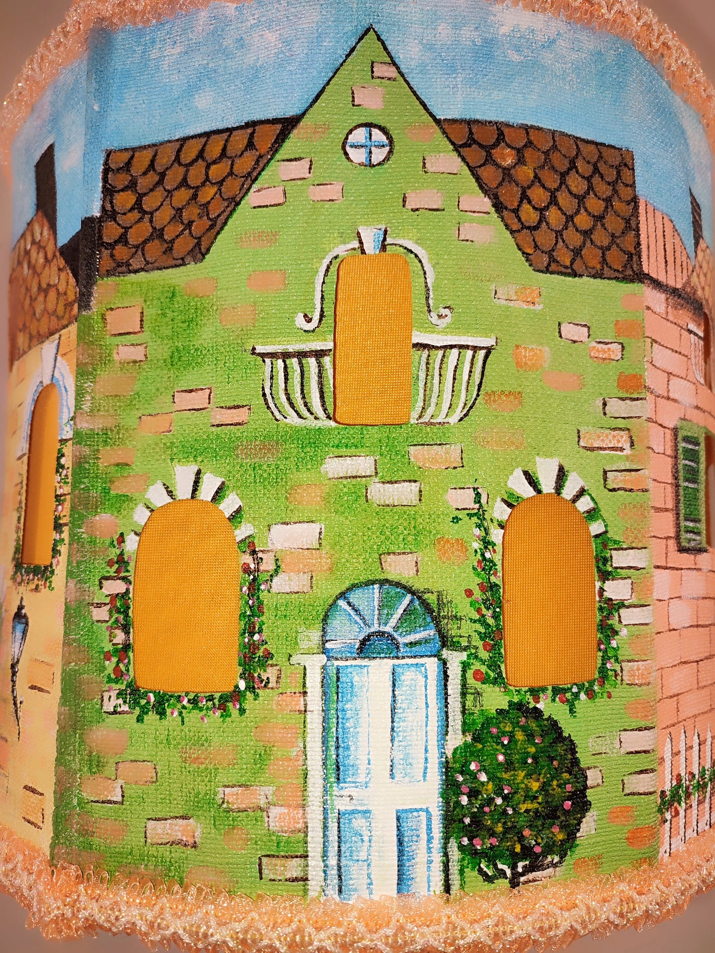 Table lamp with a unique lampshade, art deco style lamp, hand-painted shade. 3503