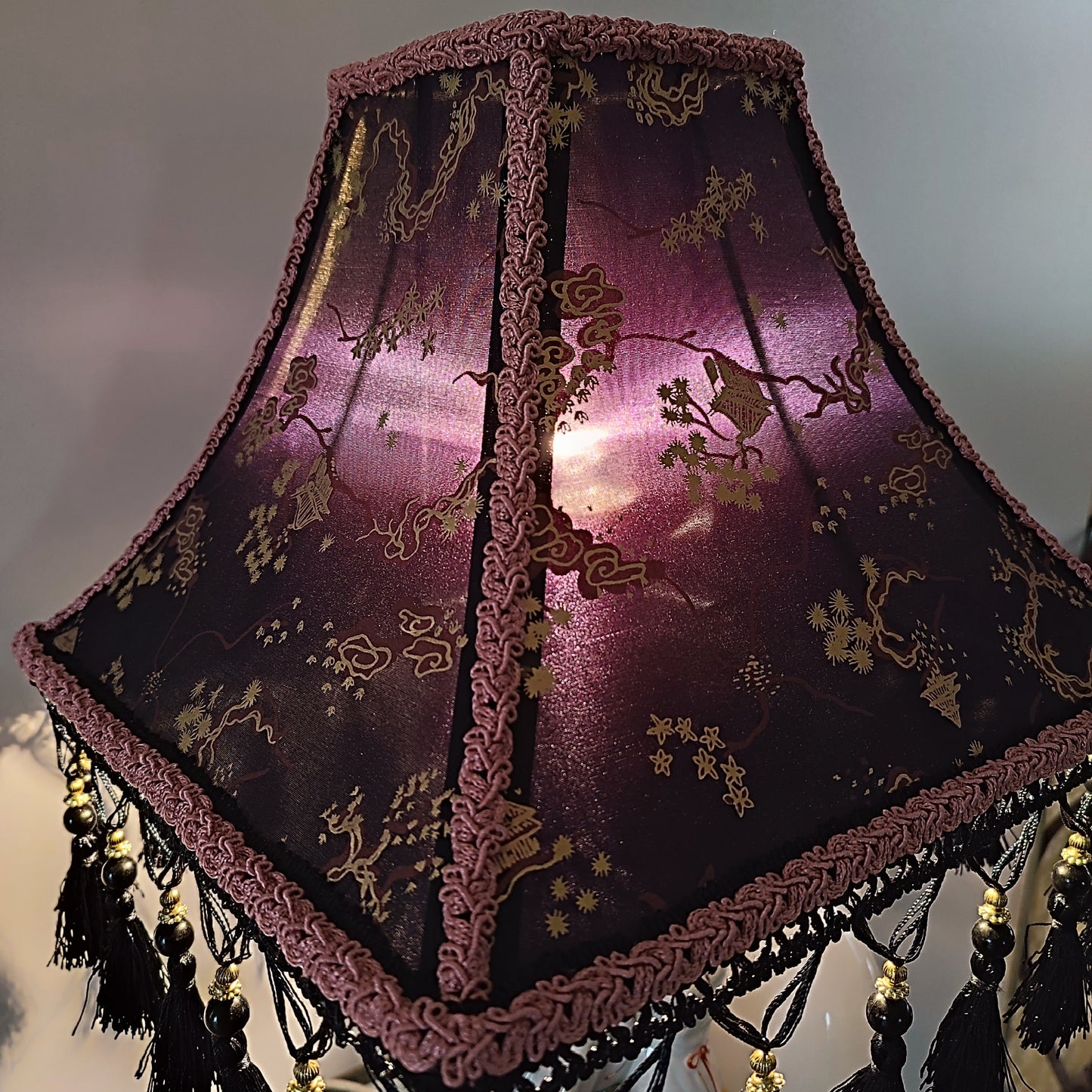 Black and lilac Japanese-style lampshade with print and fringe. PRODUCT TO ORDER. 300102