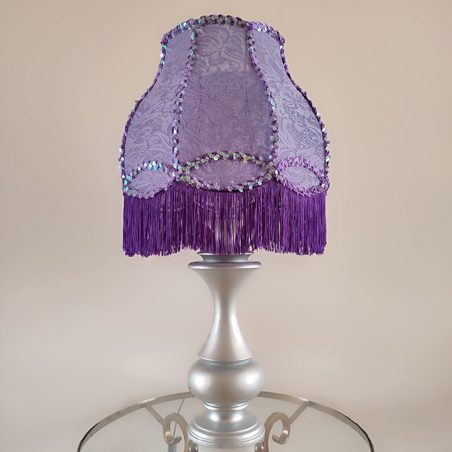 Table lamp with lilac guipure lampshade, for an original interior. № 5001