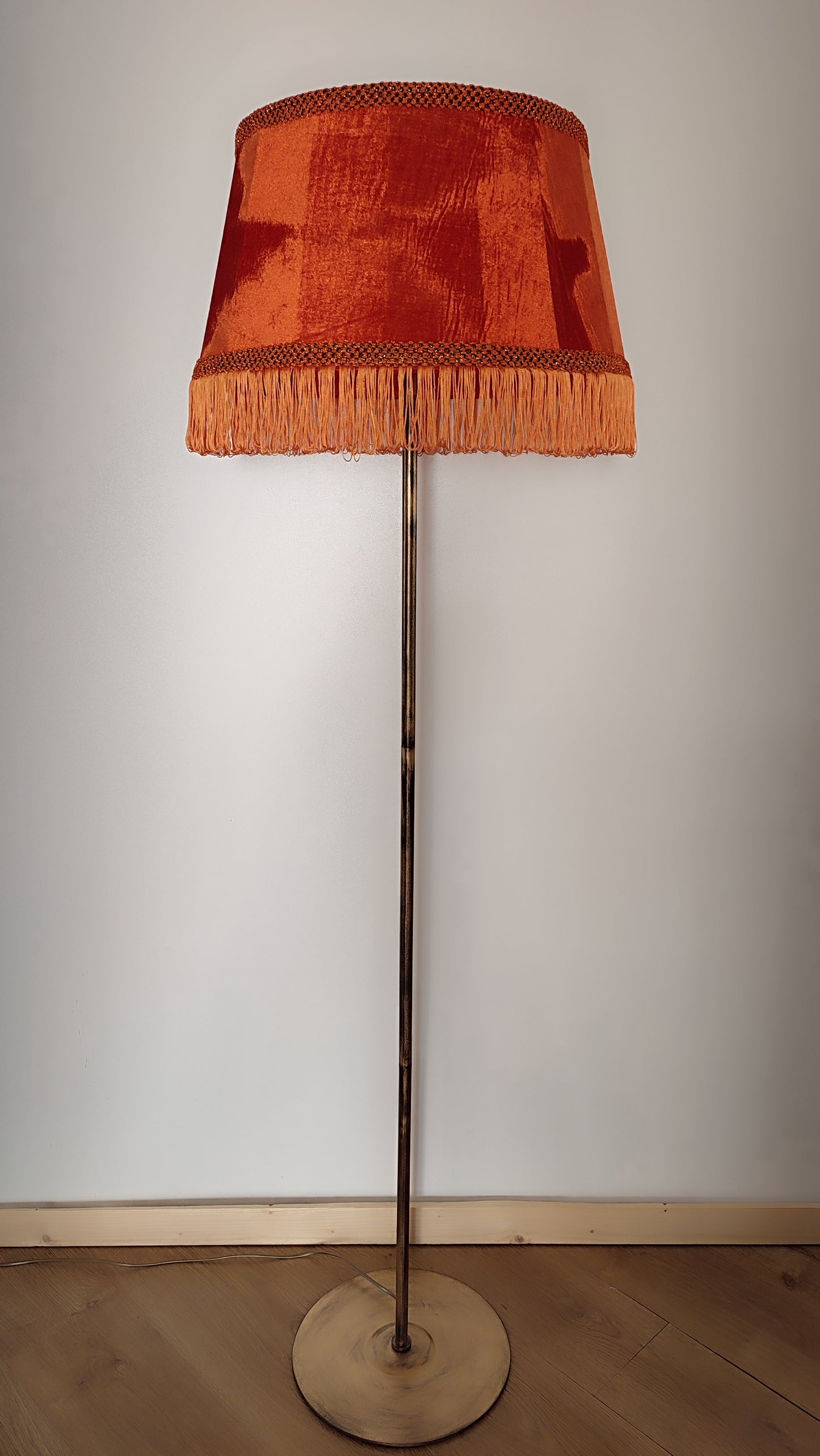Wholesale lampshade Tallinn 07 - classic orange lampshade for a cozy atmosphere