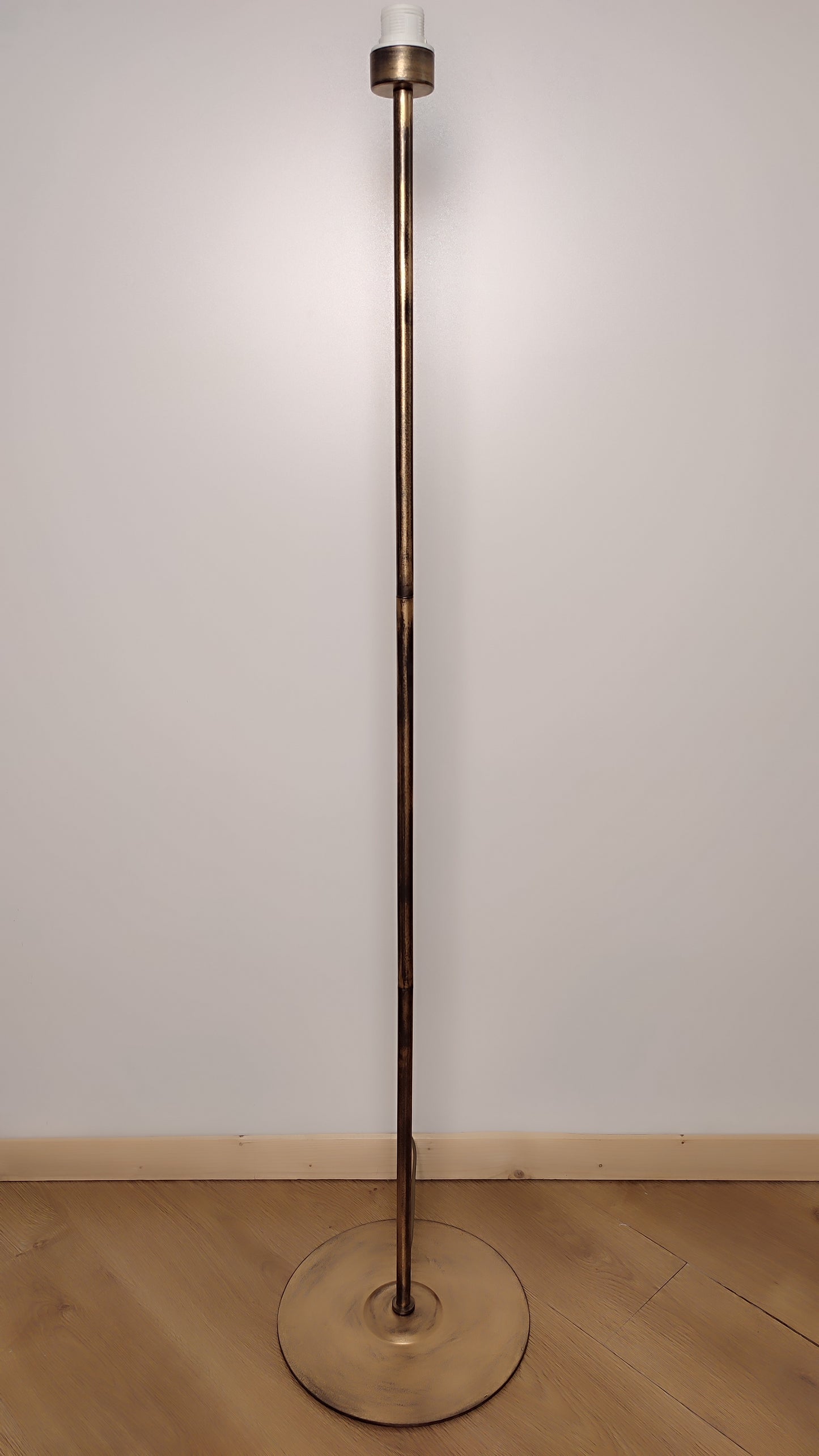 Wholesale floor lamp Sofia 05 – Luxurious Floor Lamp with Golden Pleated Shade