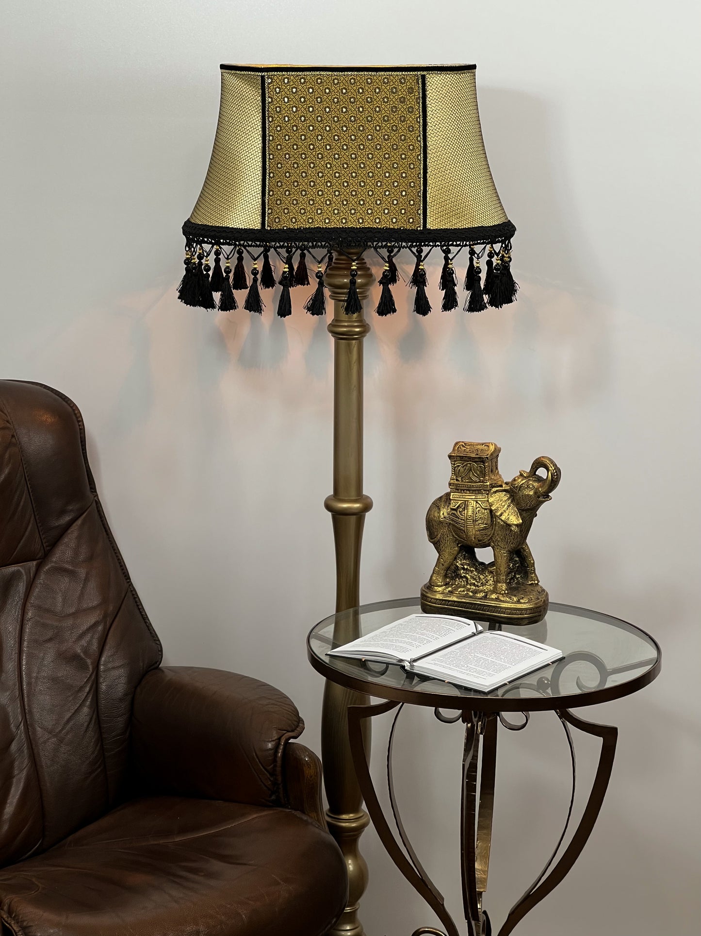 Lampshade. Art Deco Opulence Lampshade with Fringe and Tassel Detai. 5305