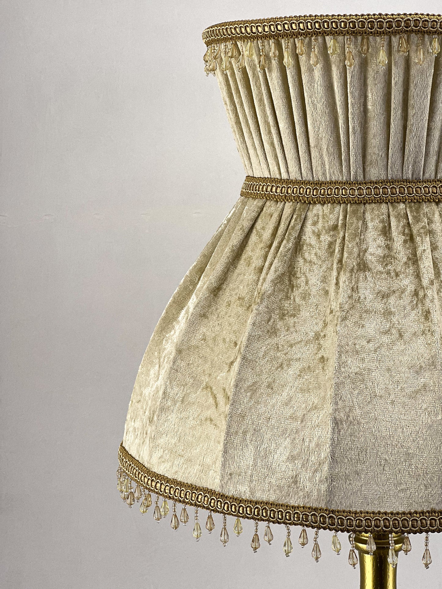 Wholesale lampshade Havana 01 - Classic beige velvet lampshade