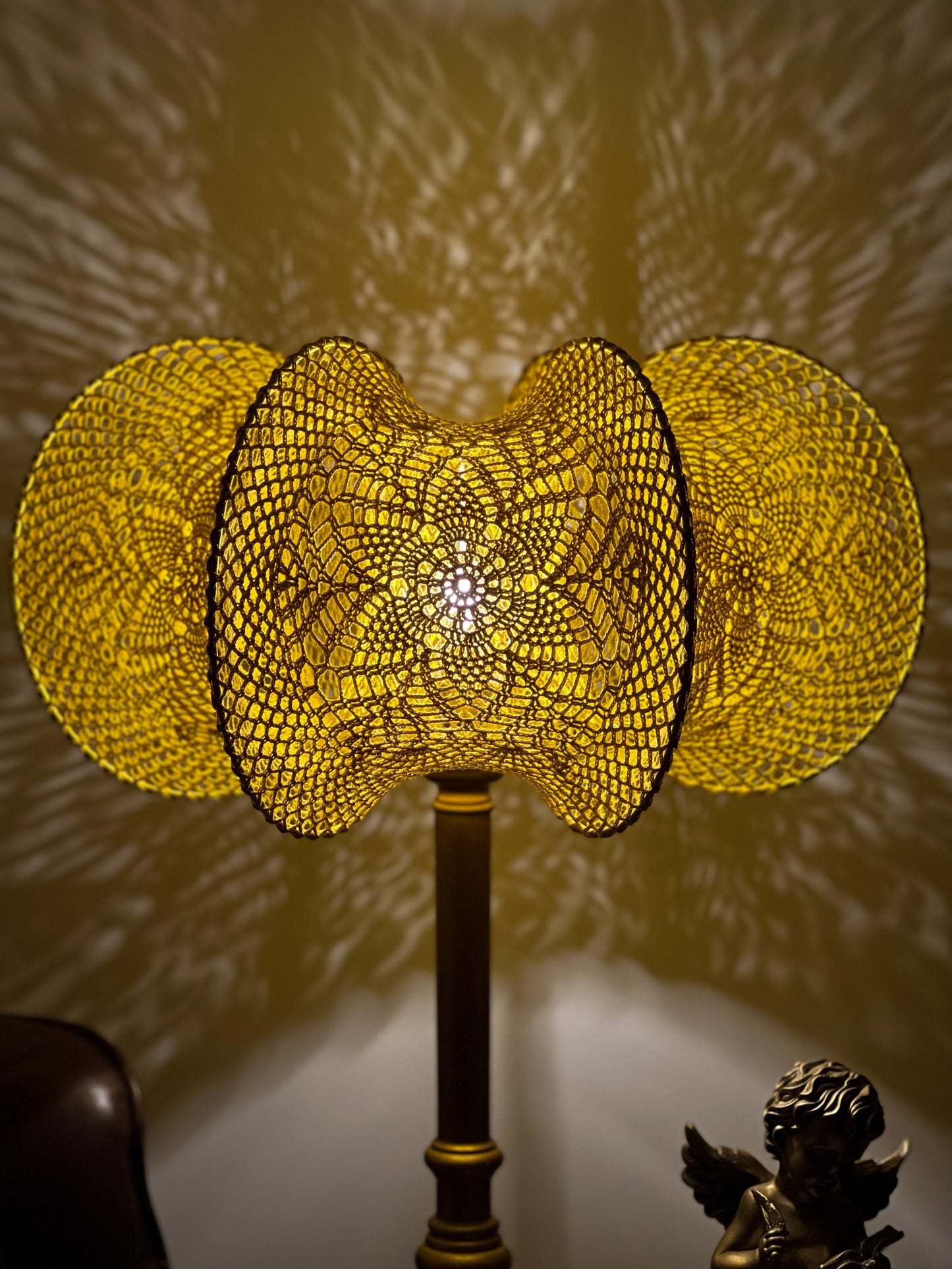 Lampshade for a lamp. A set of a knitted bright yellow lampshade and a pillow. 2204