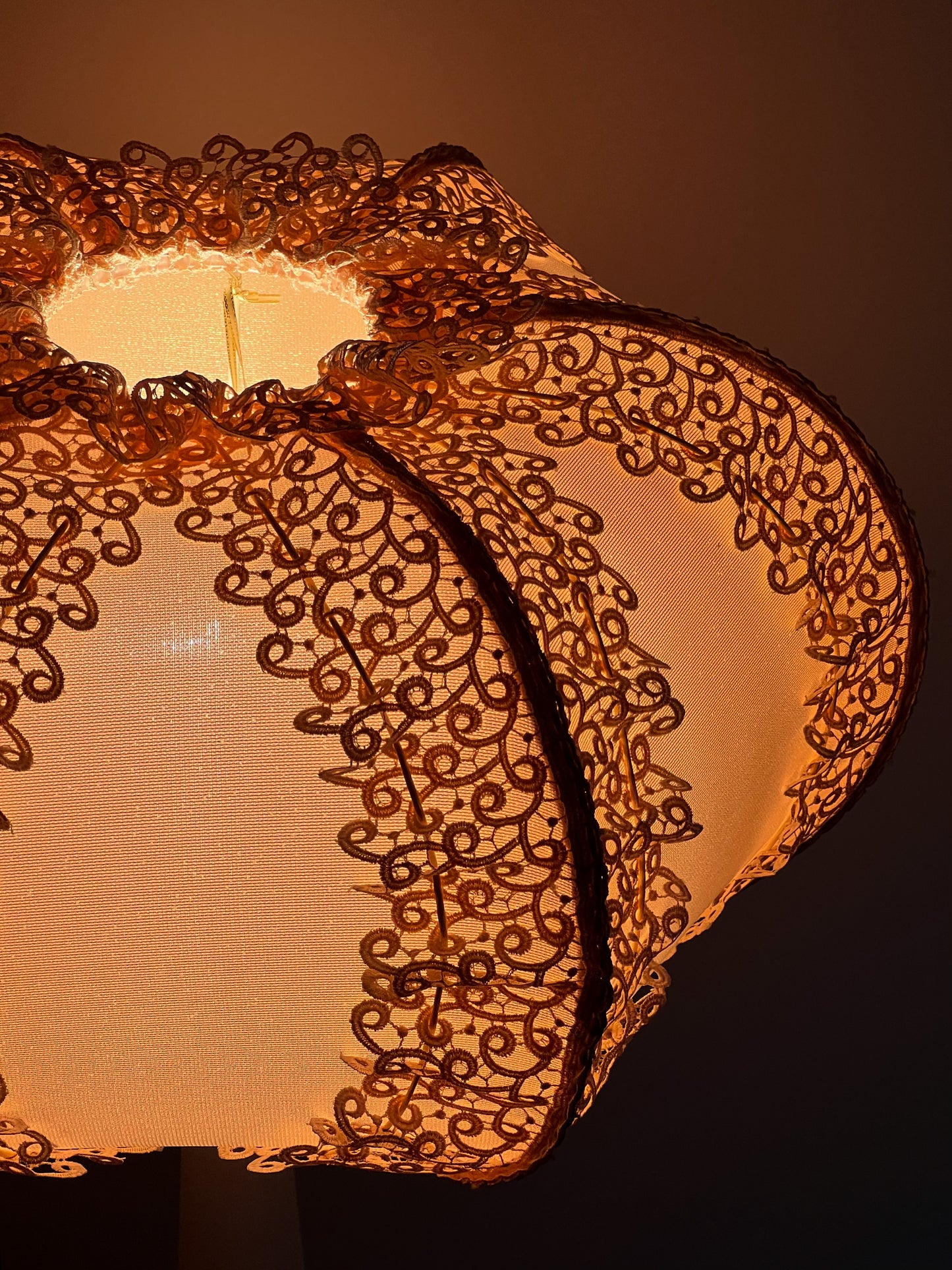 Fabric lampshade. A lush peach lampshade in the Art Deco style, handmade. 1001