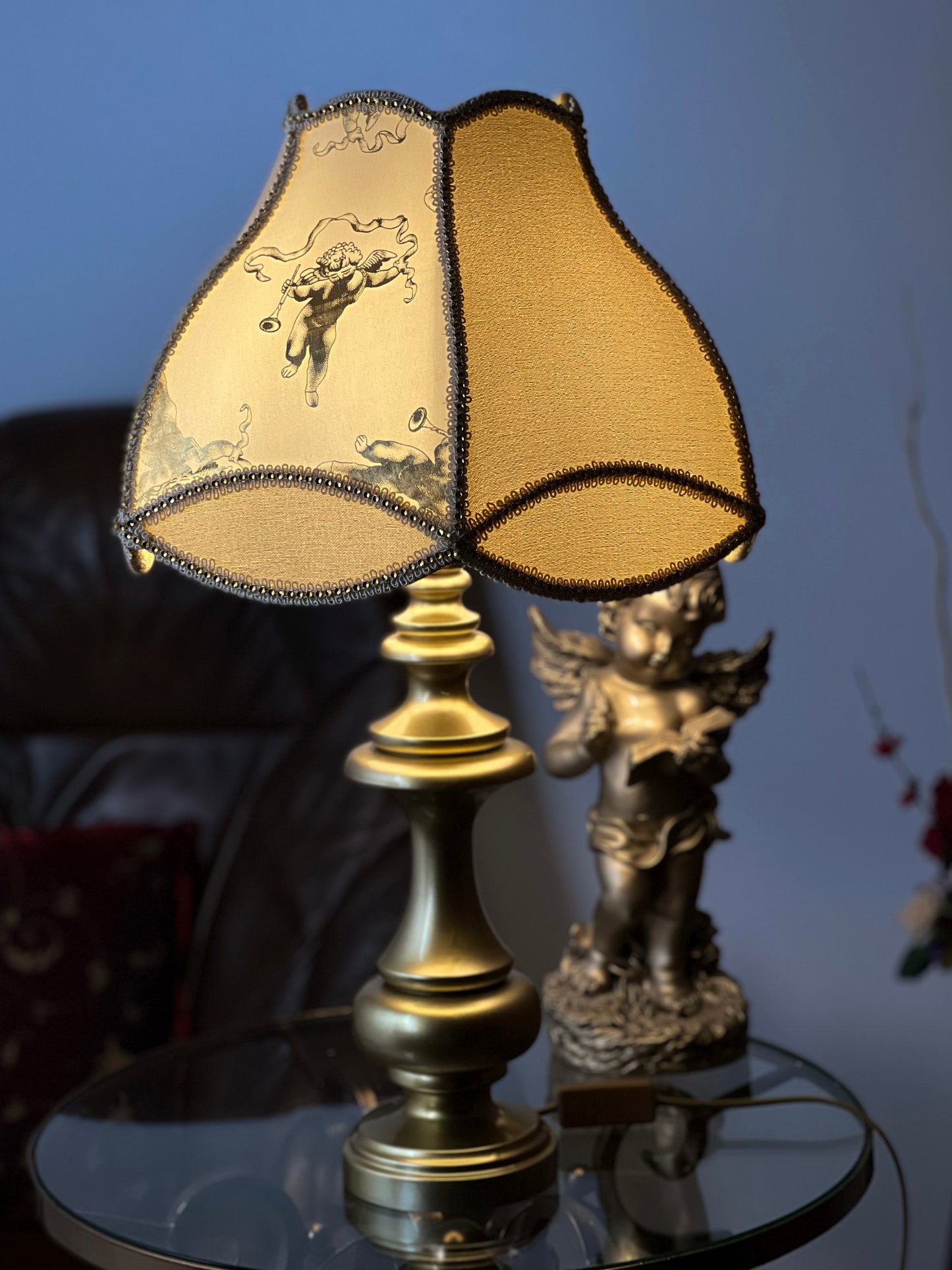Lampshade “French Fairy” - golden-beige brocade with a pattern. 4102