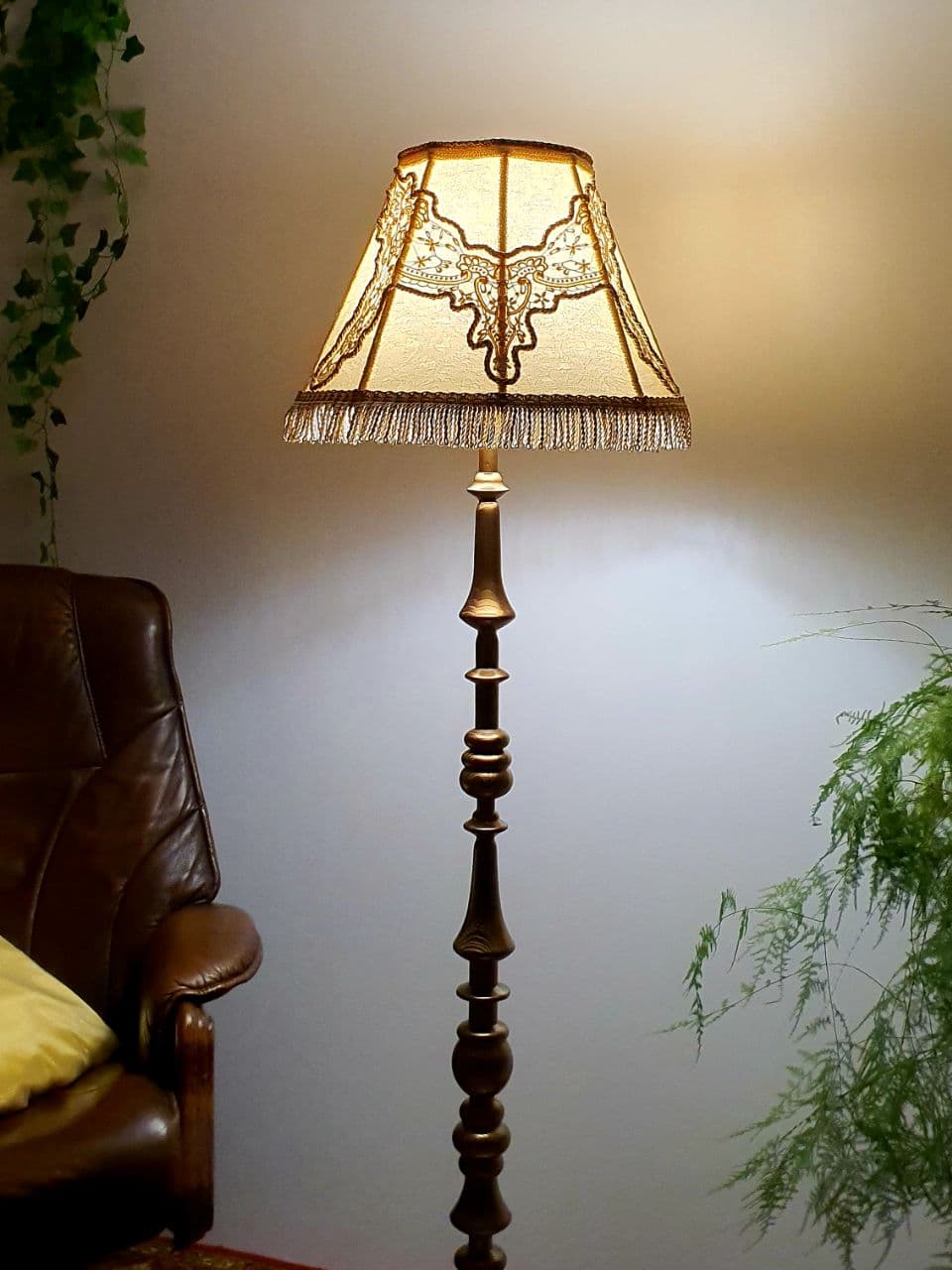 Victorian Lampshade Pastel Beige with Fringe. 1109