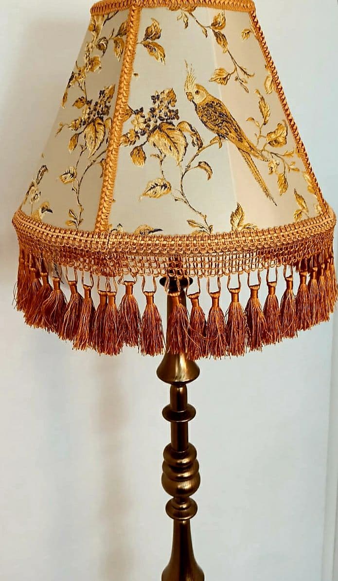 Lampshade. Art Victorian Fabric Lampshade with Birds and Fringe. 7109