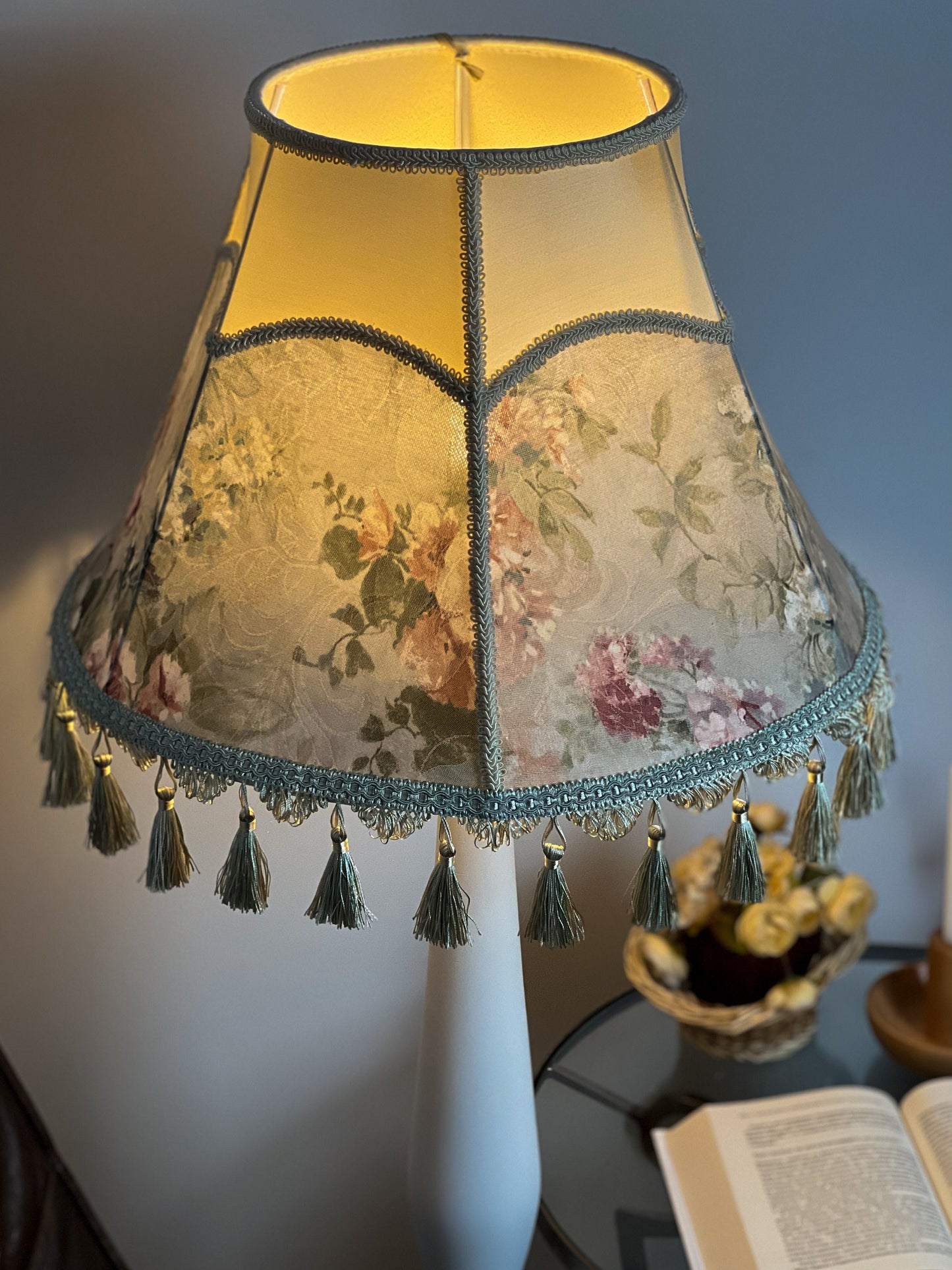 Luxury Floral Rose Fringed Lampshade for Floor Lamps. 3605