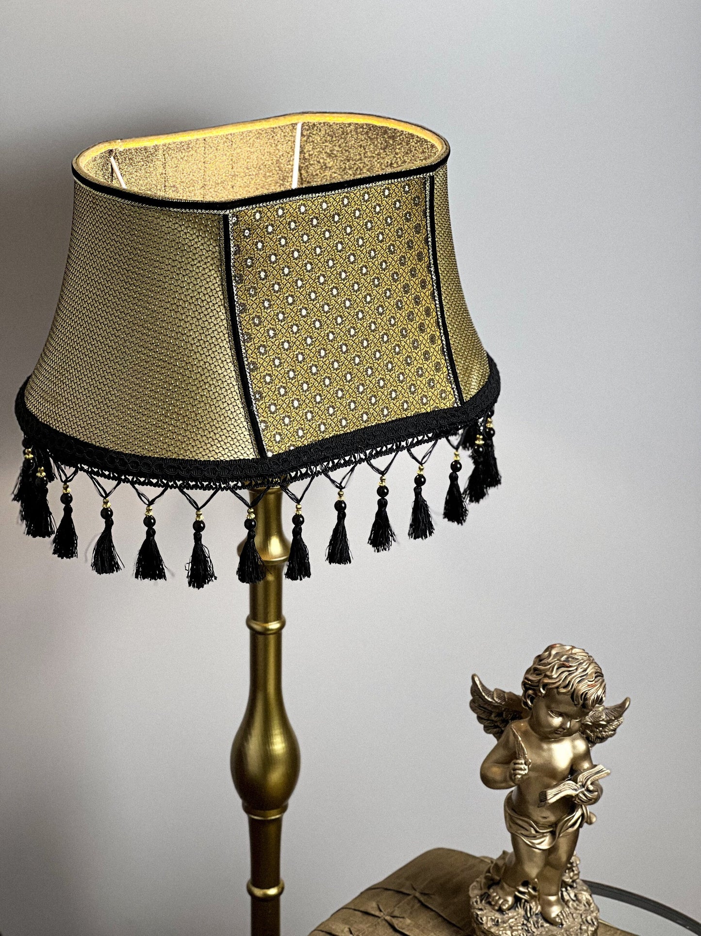 Lampshade. Art Deco Opulence Lampshade with Fringe and Tassel Detai. 5305