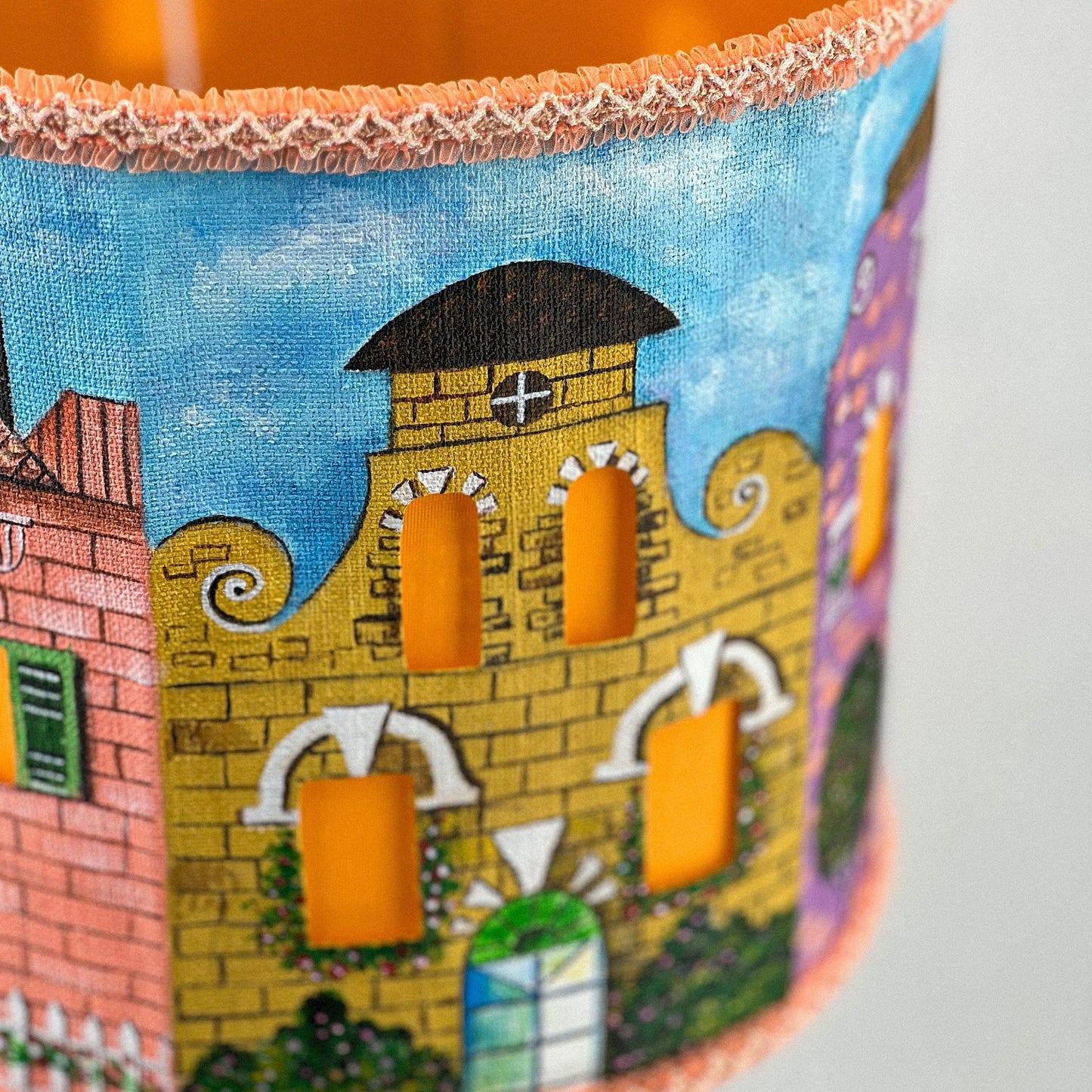 A bedside table lamp, a children's nightlight, an art deco lamp, unique lampshades and a handmade home lamp. 3503