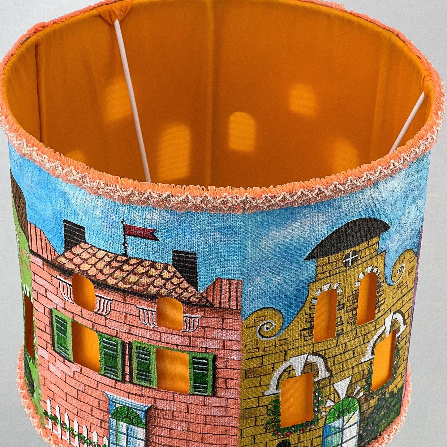 A bedside table lamp, a children's nightlight, an art deco lamp, unique lampshades and a handmade home lamp. 3503