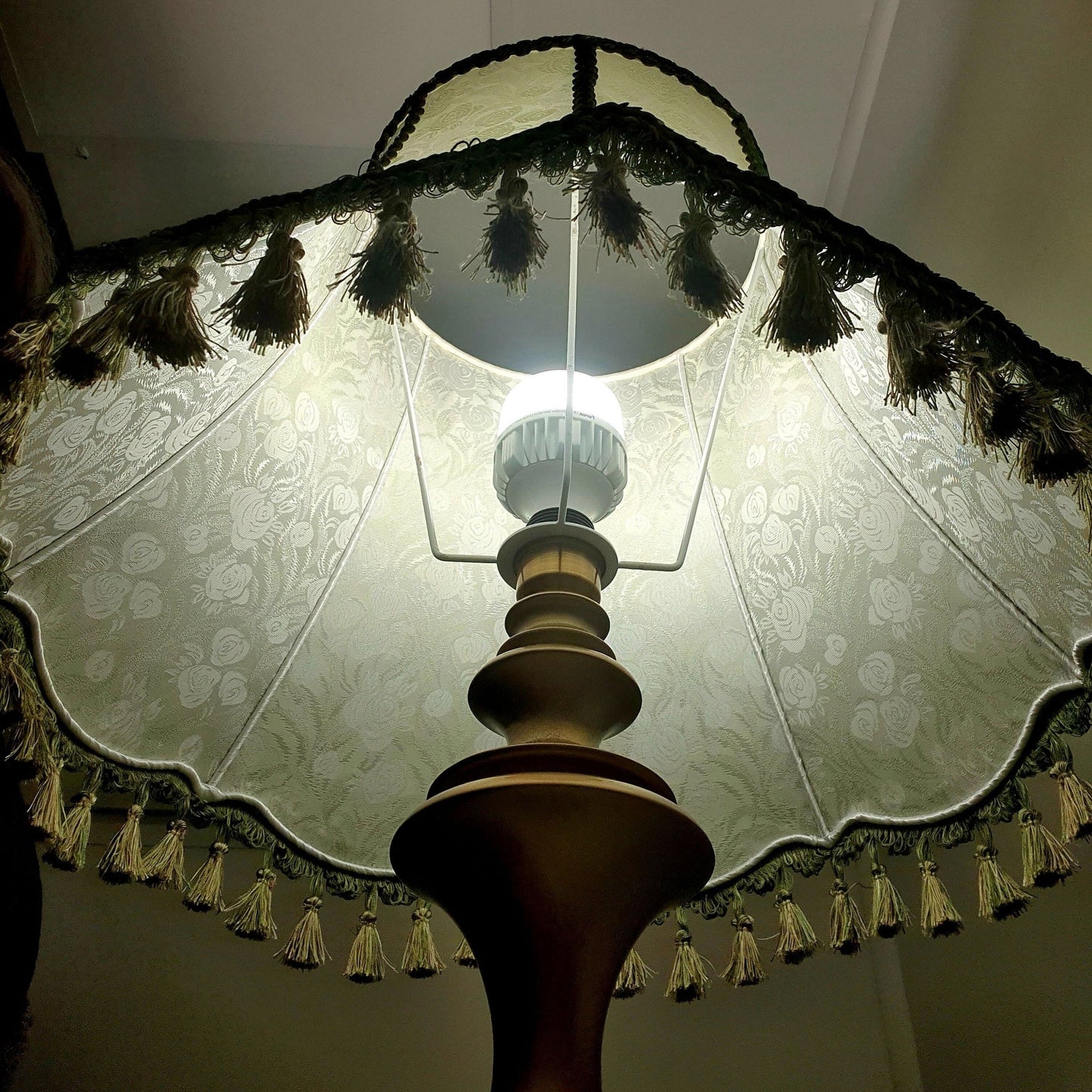 Lampshade, fabric lampshade. Floral Splendor: Handcrafted Victorian Lampshade. 4702