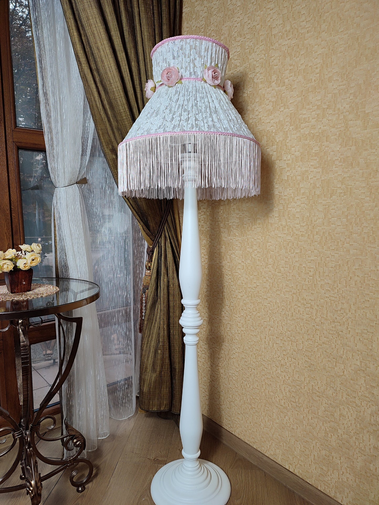 Floor lamp. Delicate white base, pink fringe and blooming floral accents. Victorian Style, flower lamp. 5501