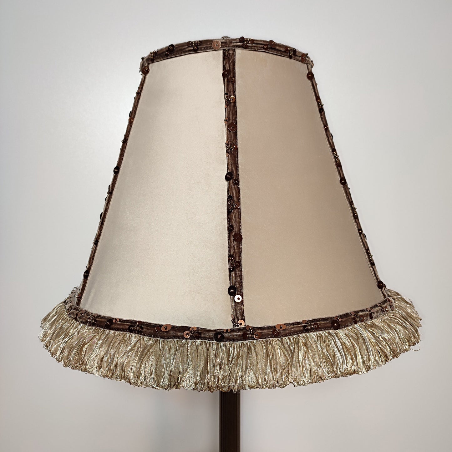 Vintage lampshade with sequins and fringe. American mount. 0501