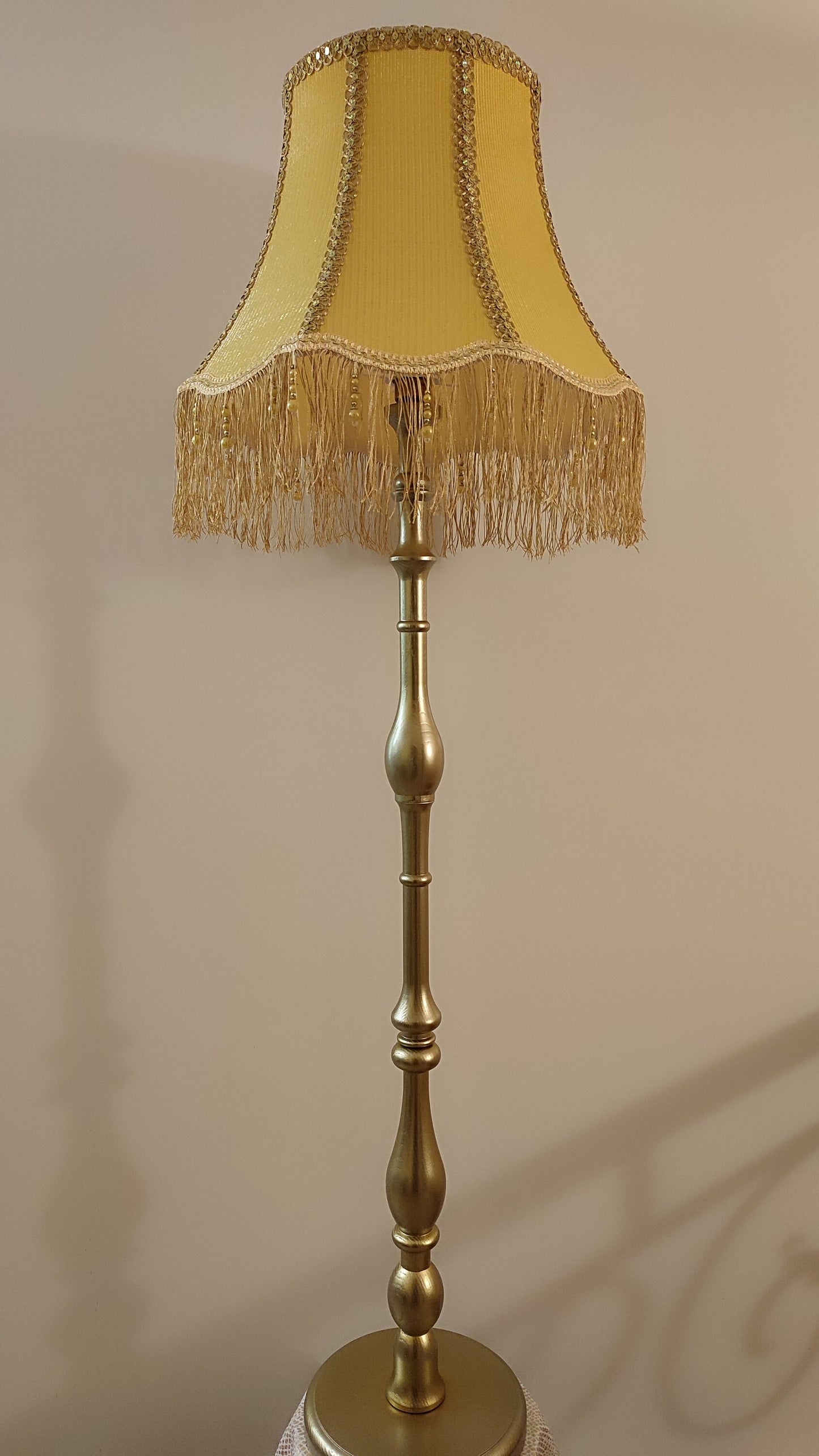 Lampshade New York 01 Vintage yellow lush Victorian lampshade 4701 Product to order!