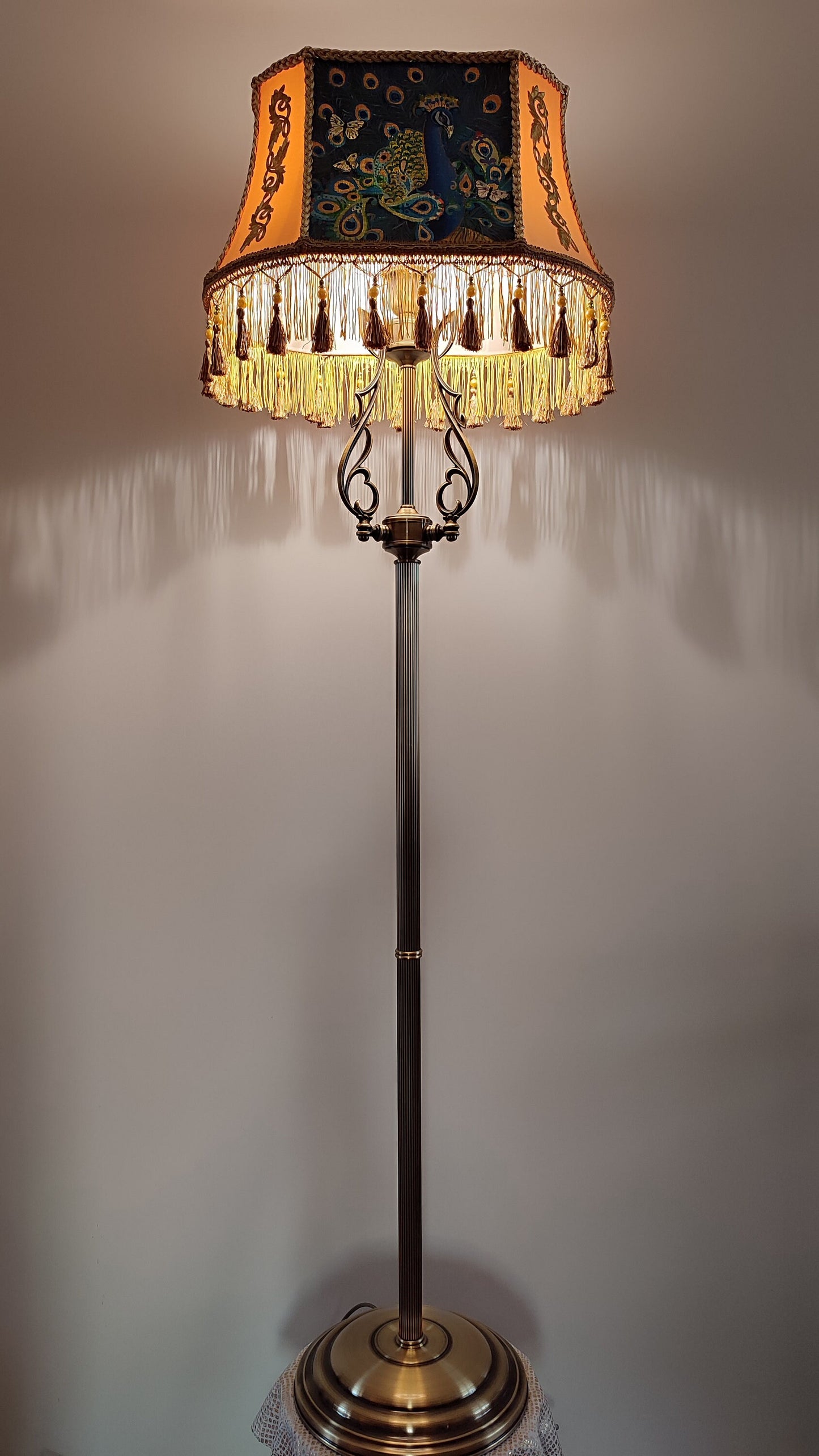 Peacock majesty: a handmade Victorian floor lamp with artistic painting and brass base. 5310
