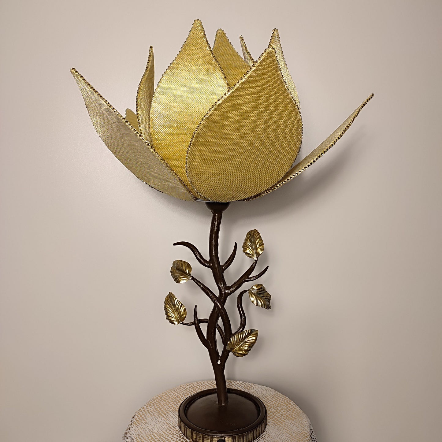 Flower lamp, Unique lamp, fairy lamp, night light, decorative lamp. PRODUCT TO ORDER. 7802