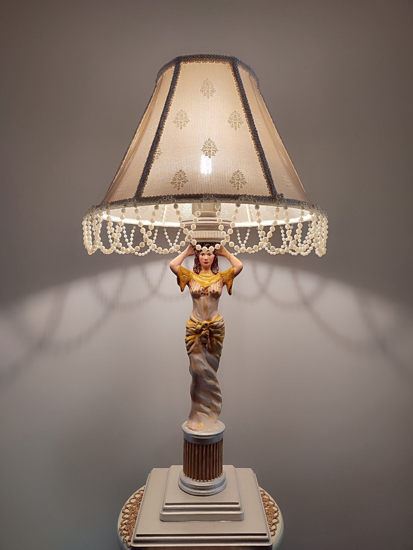 Table lamp, Victorian table lamp, decorative statuette lamp, bedside lamp, handmade home lamp. 8101