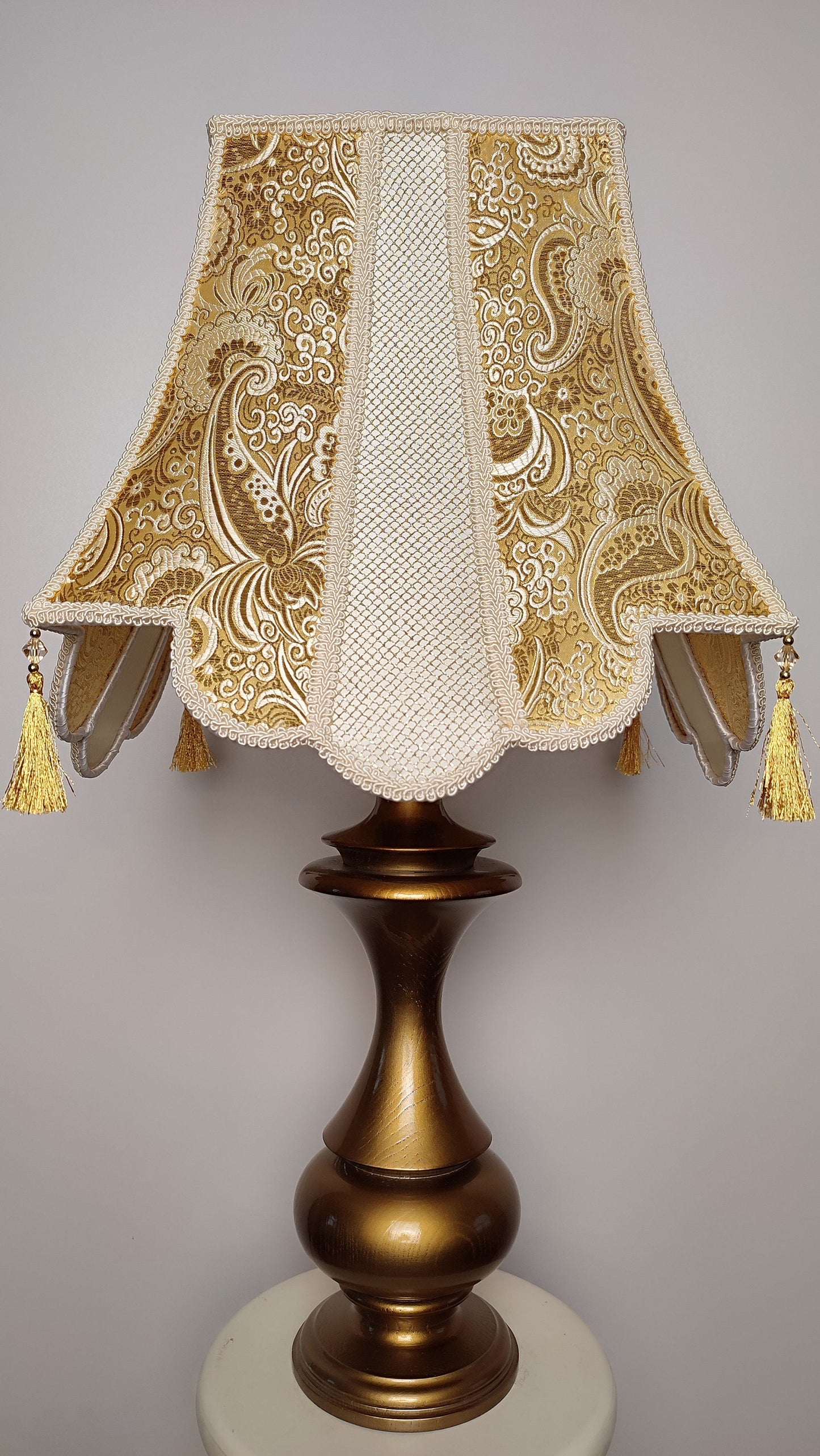 Lampshade, golden lampshade, fabric lamp shade. Lampshade for a table lamp or floor lamp. 6002