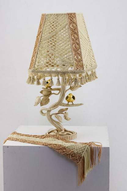 Metal table lamp. Handmade Victorian crochet table lamp. 6406