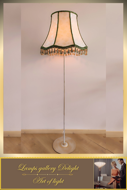 Floor lamp, Vintage floor lamp, large floor lamp with fabric shade in Victorian style. 4702