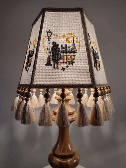 Table lamp. Unique lampshade with embroidery and decor, lacquered wooden base. 4603