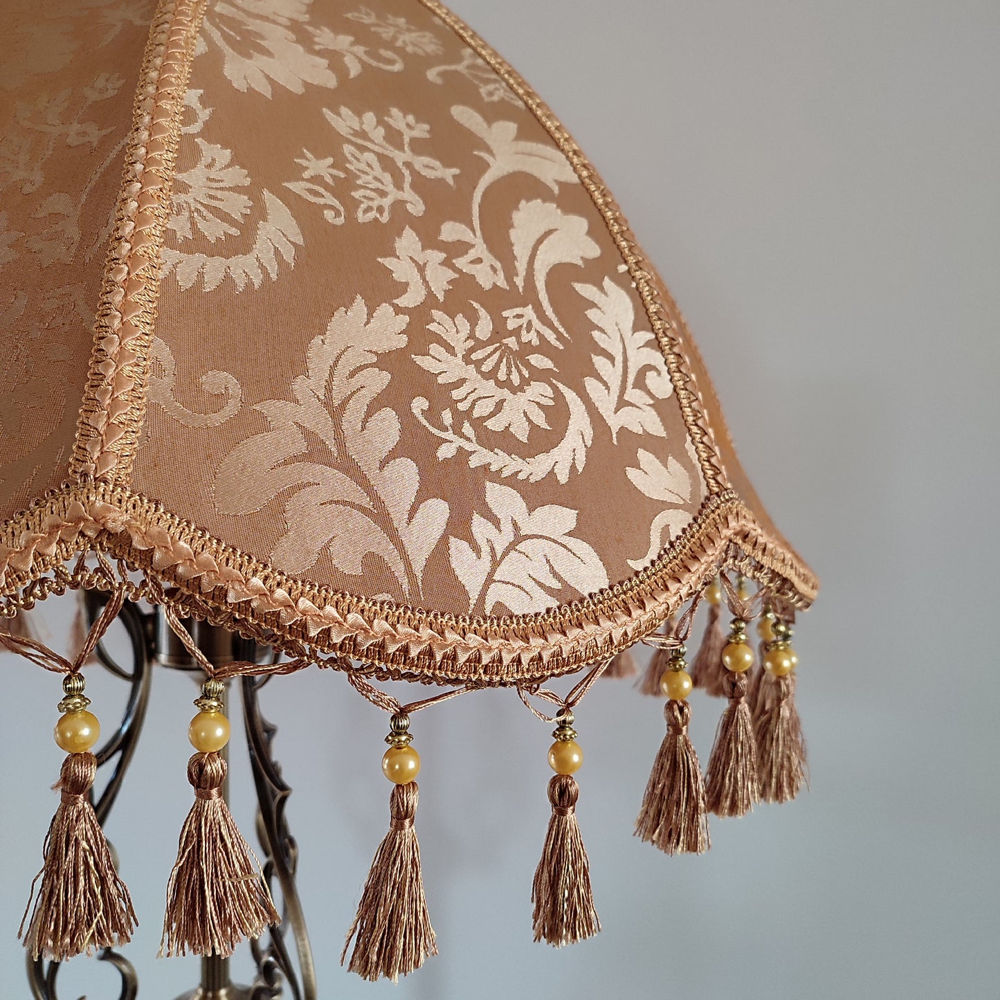 Floor lamp, lamp floor, Victorian Style, fabric lampshade, brass lamp base. 2602м