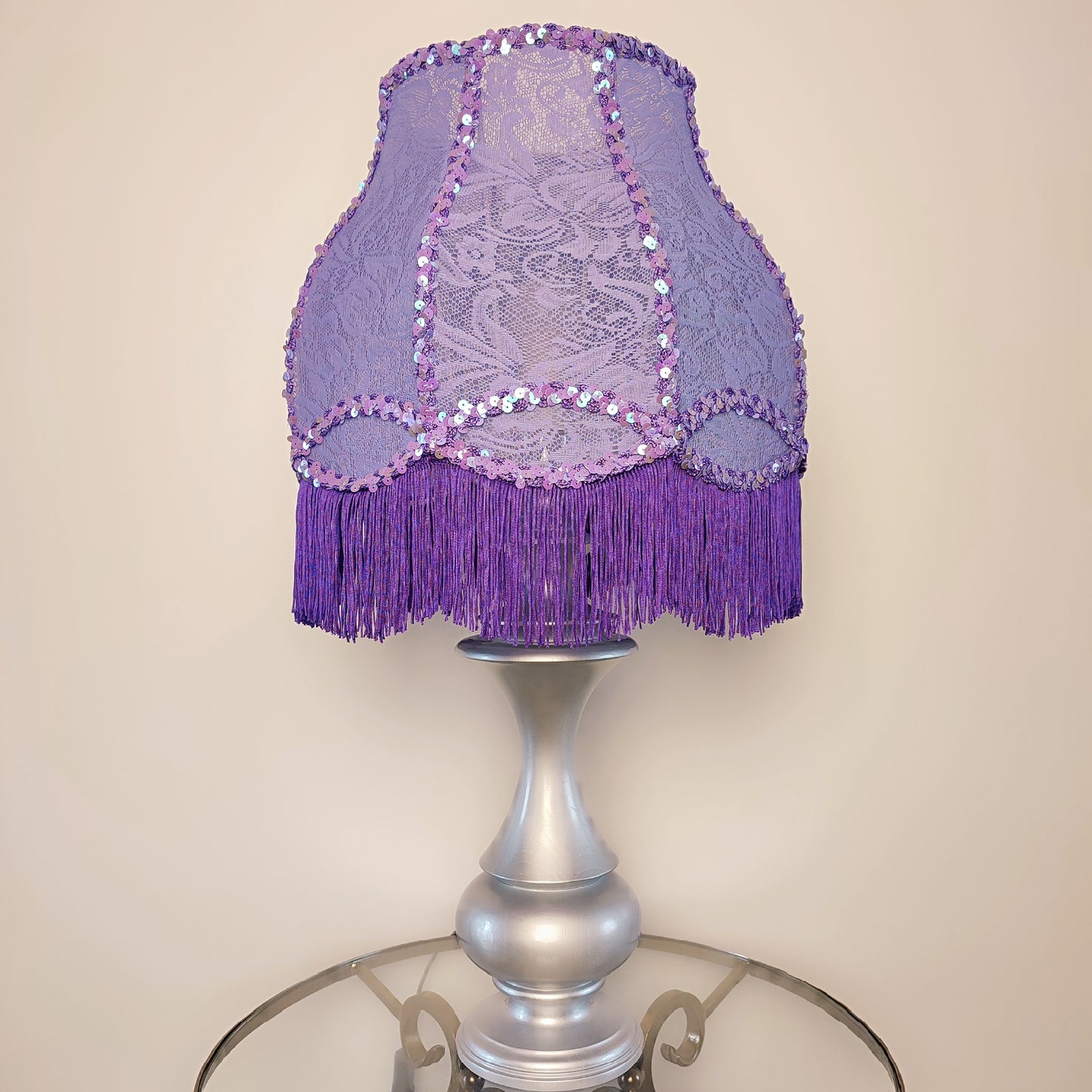 Table lamp,lilac lamp, decorative lamp, bedside table lamp, fabric lampshade. 5001