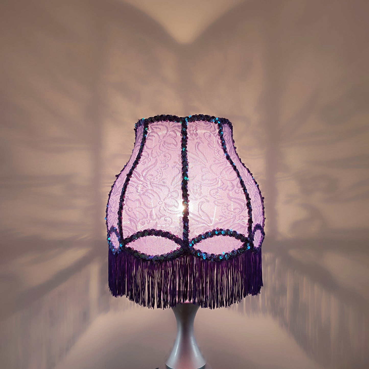 Table lamp,lilac lamp, decorative lamp, bedside table lamp, fabric lampshade. 5001