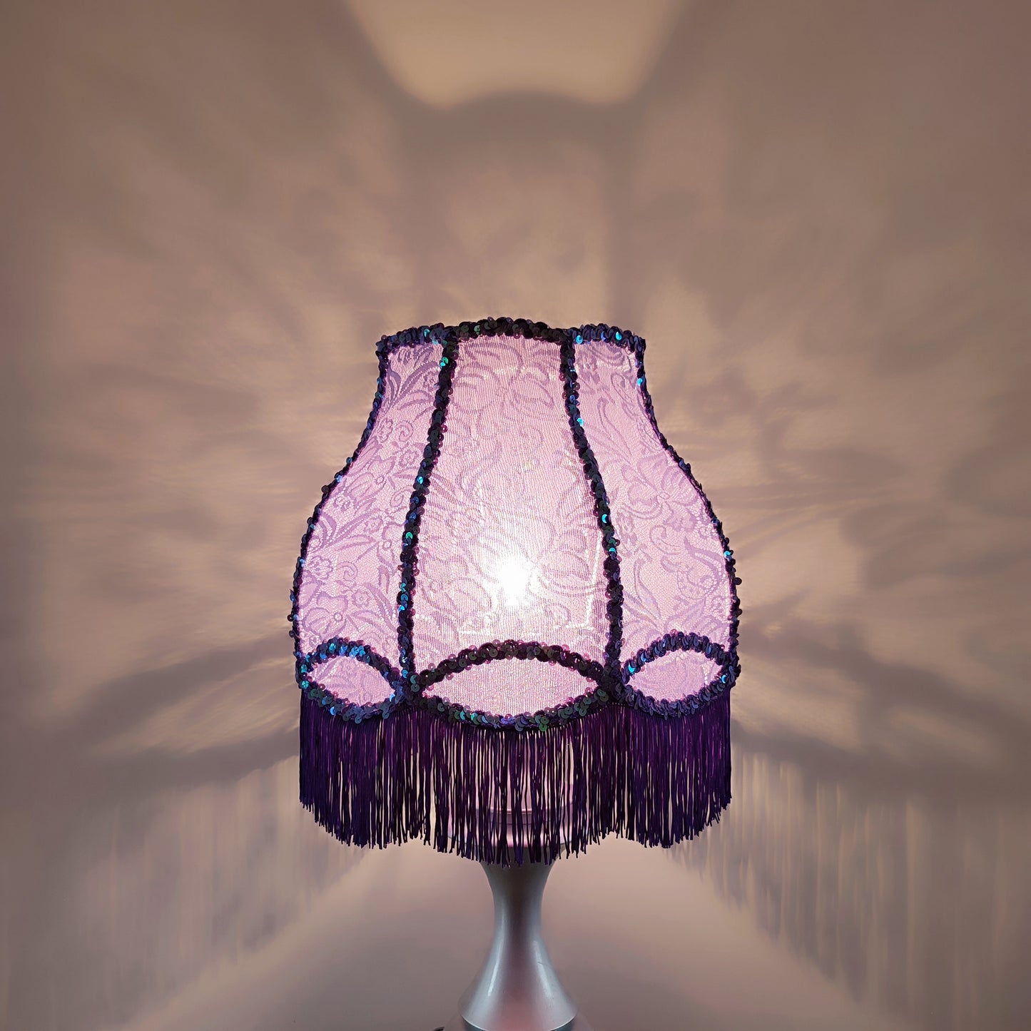 Table lamp,lilac lamp, decorative lamp, bedside table lamp, fabric lampshade. 5001